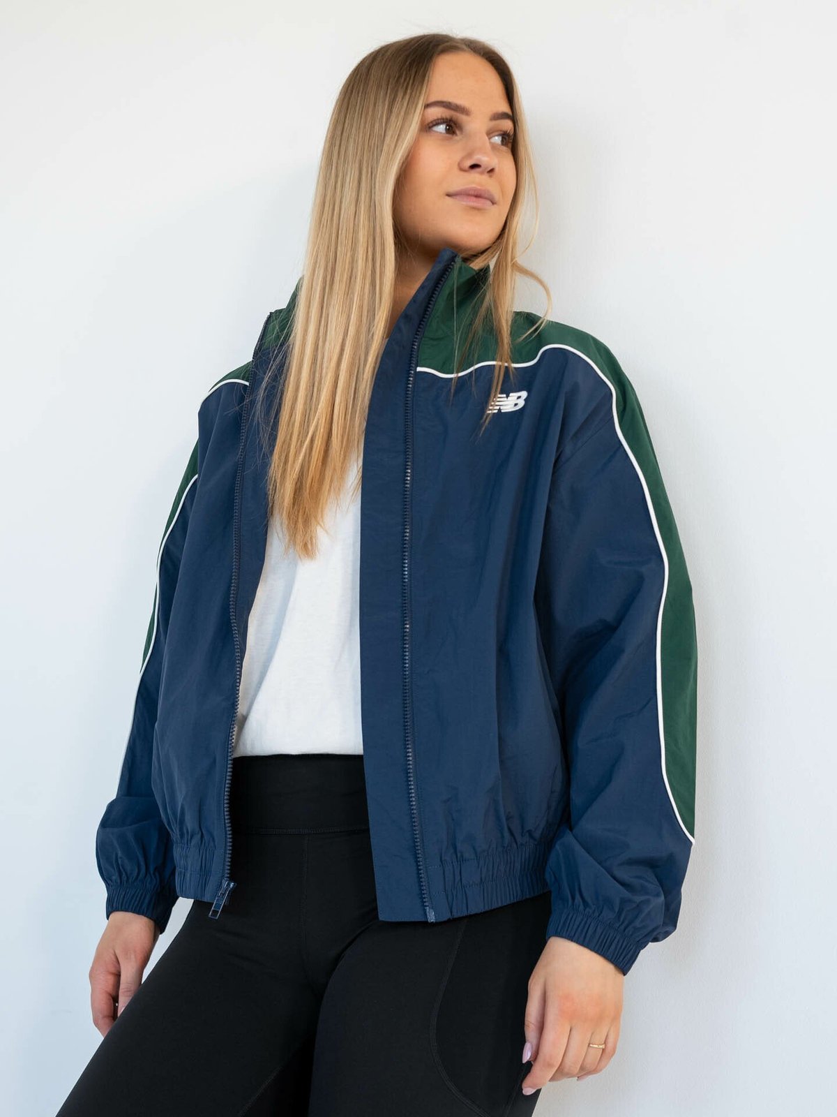 New Balance Sportswear Woven Jacket Navy
