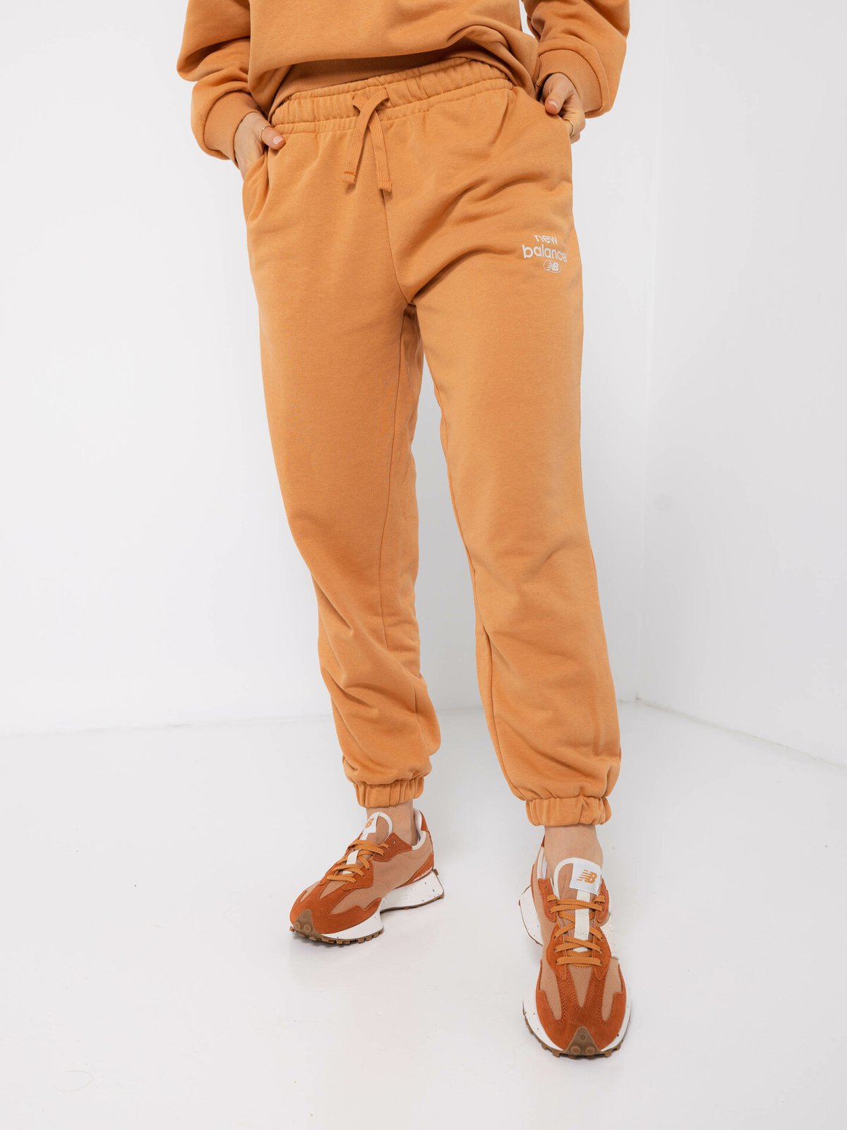 New Balance Essentials Pant Sepia