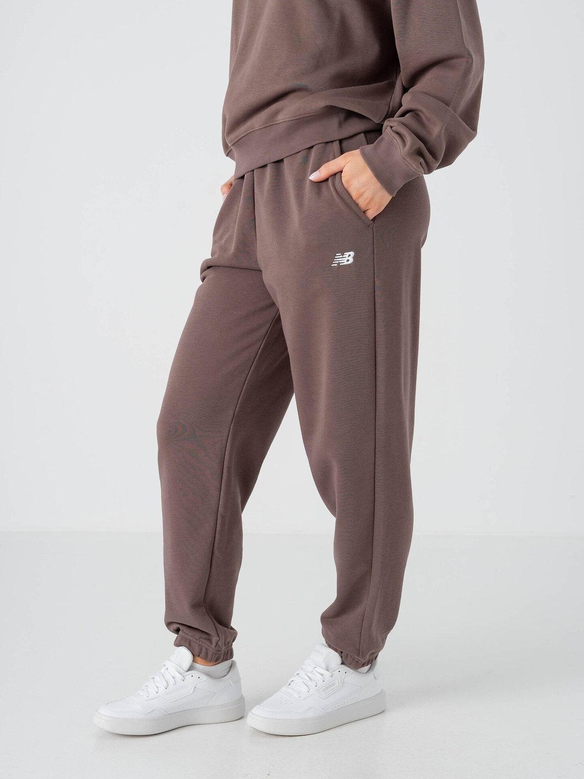 New Balance Sport Essentials French Terry Jogger Cortado