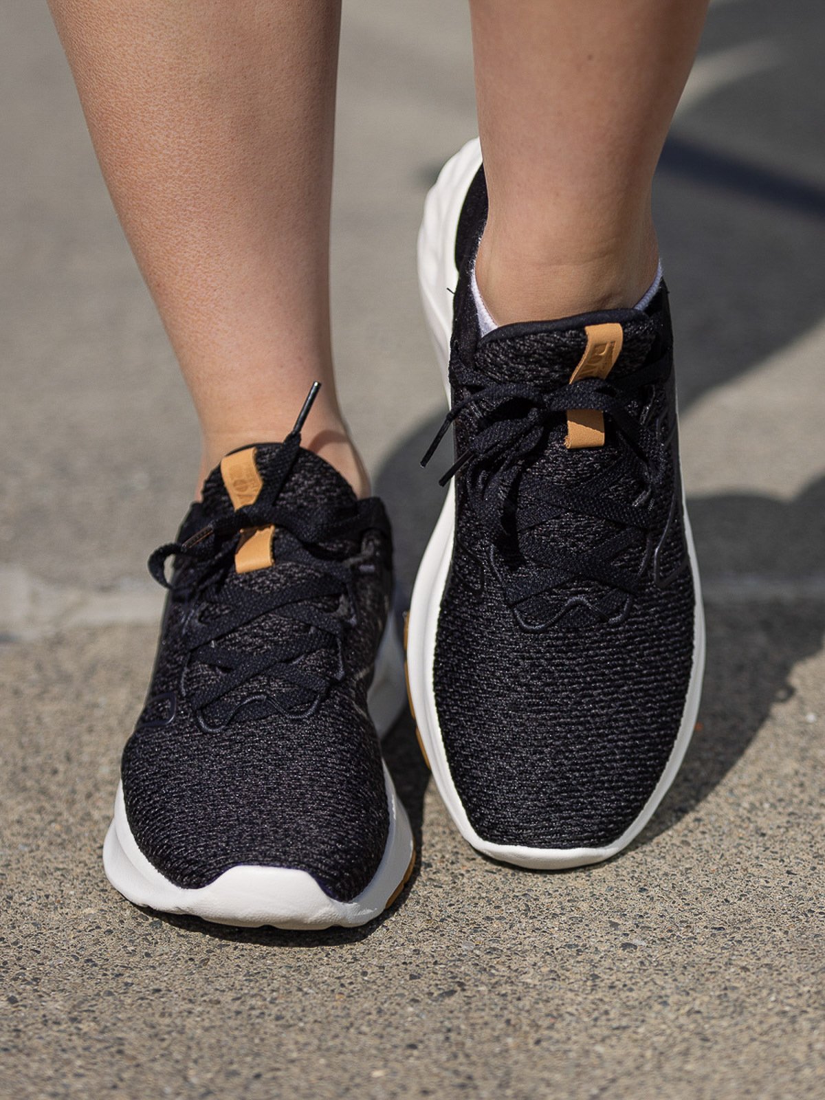 New Balance Fresh Foam Roav V2 Black with sea salt