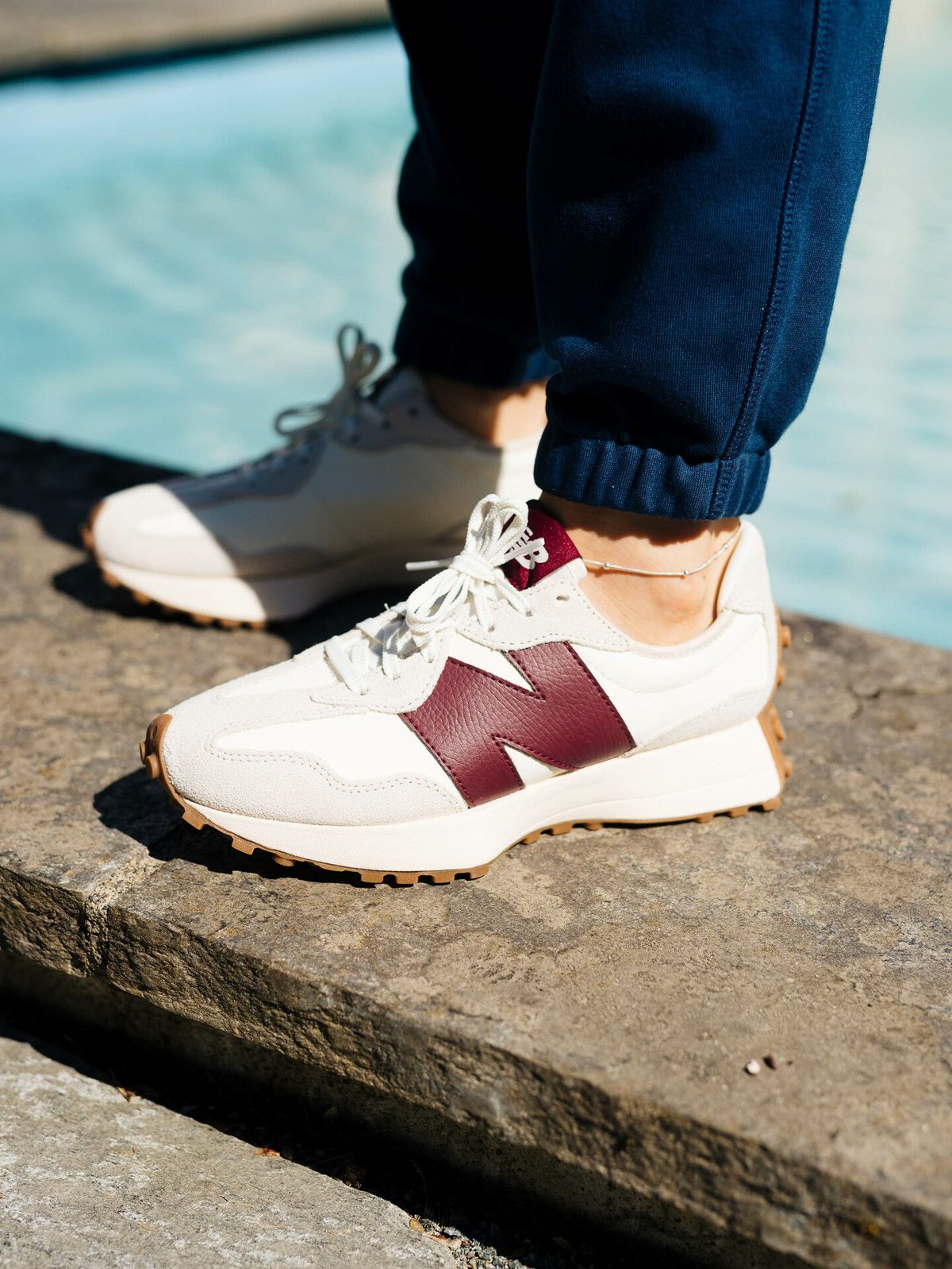 New Balance WS327 Beige