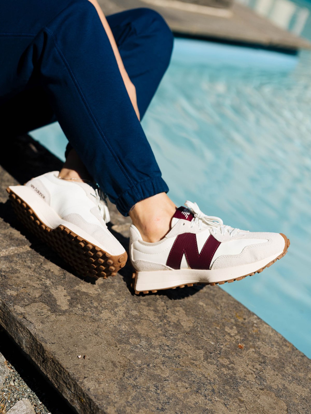 New Balance WS327 Beige