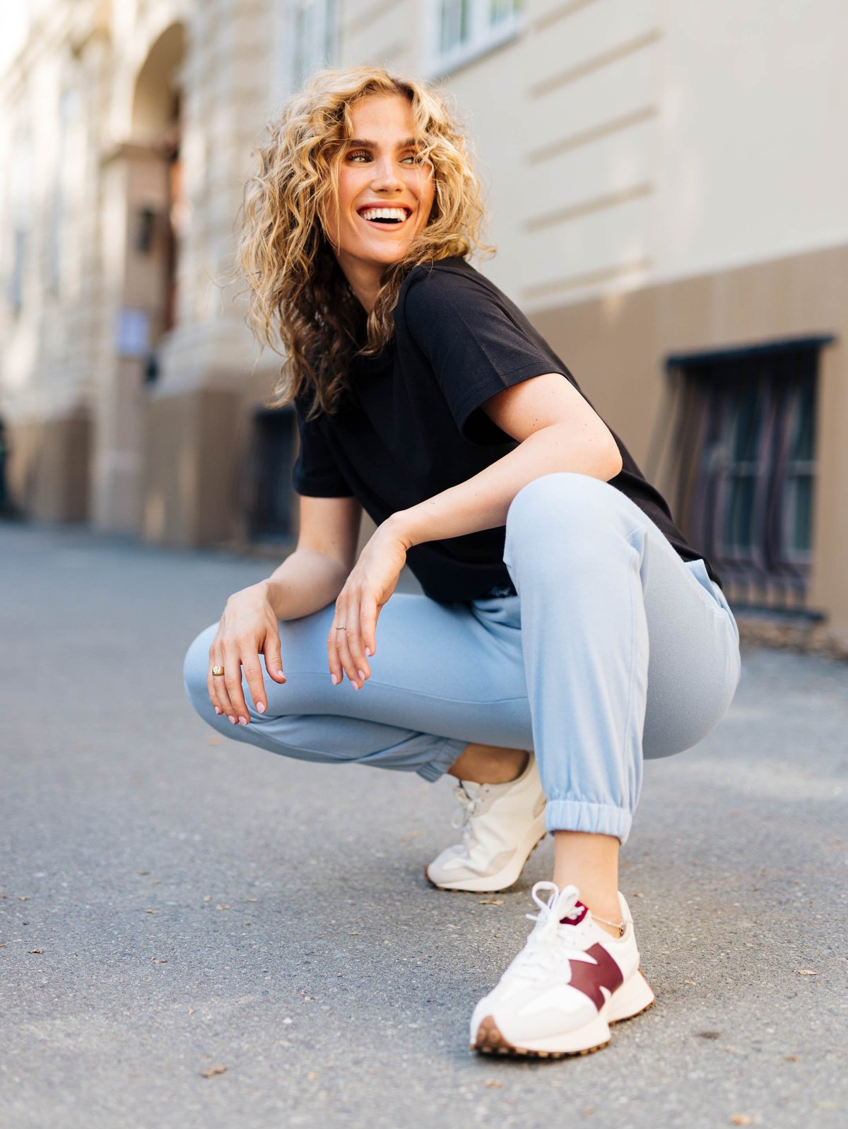 New Balance WS327 Beige