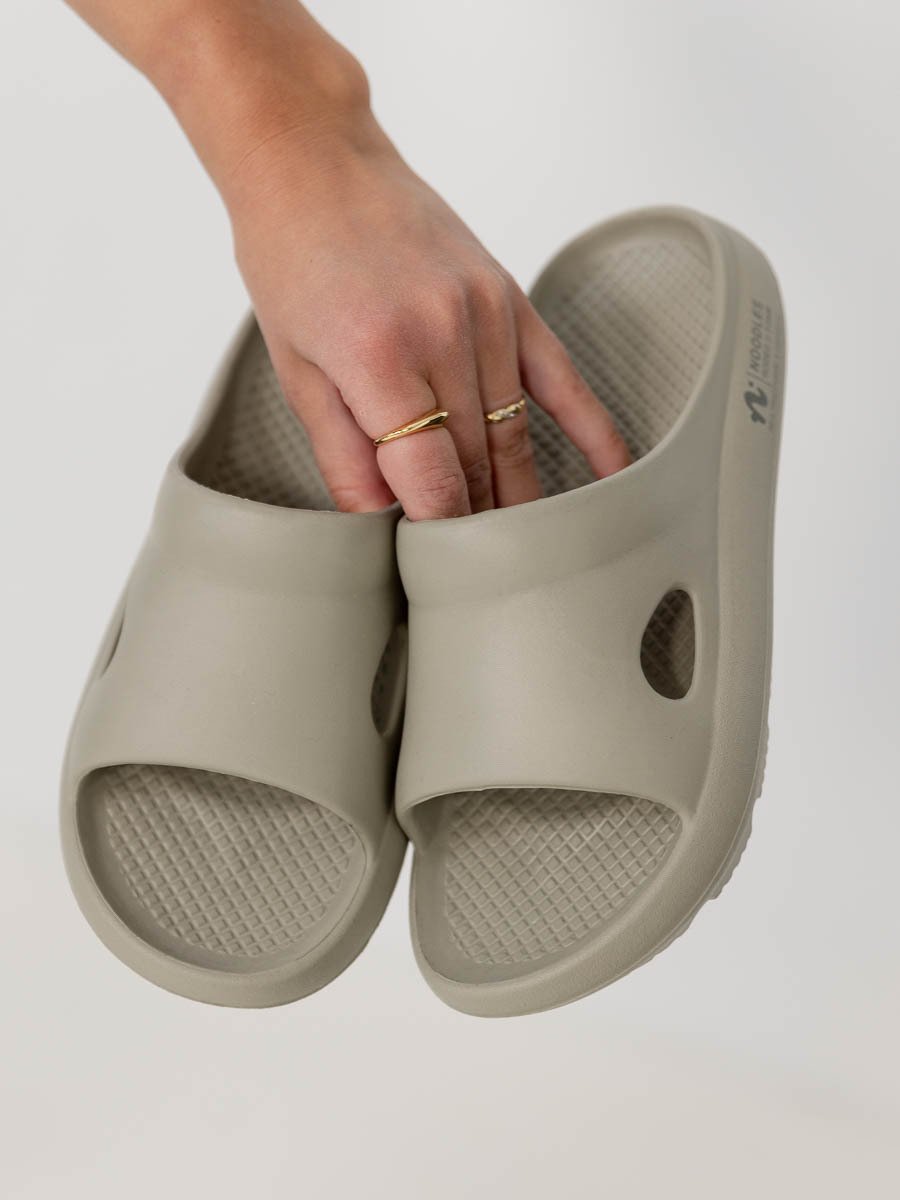 Noodles Rodeo Foam Sand