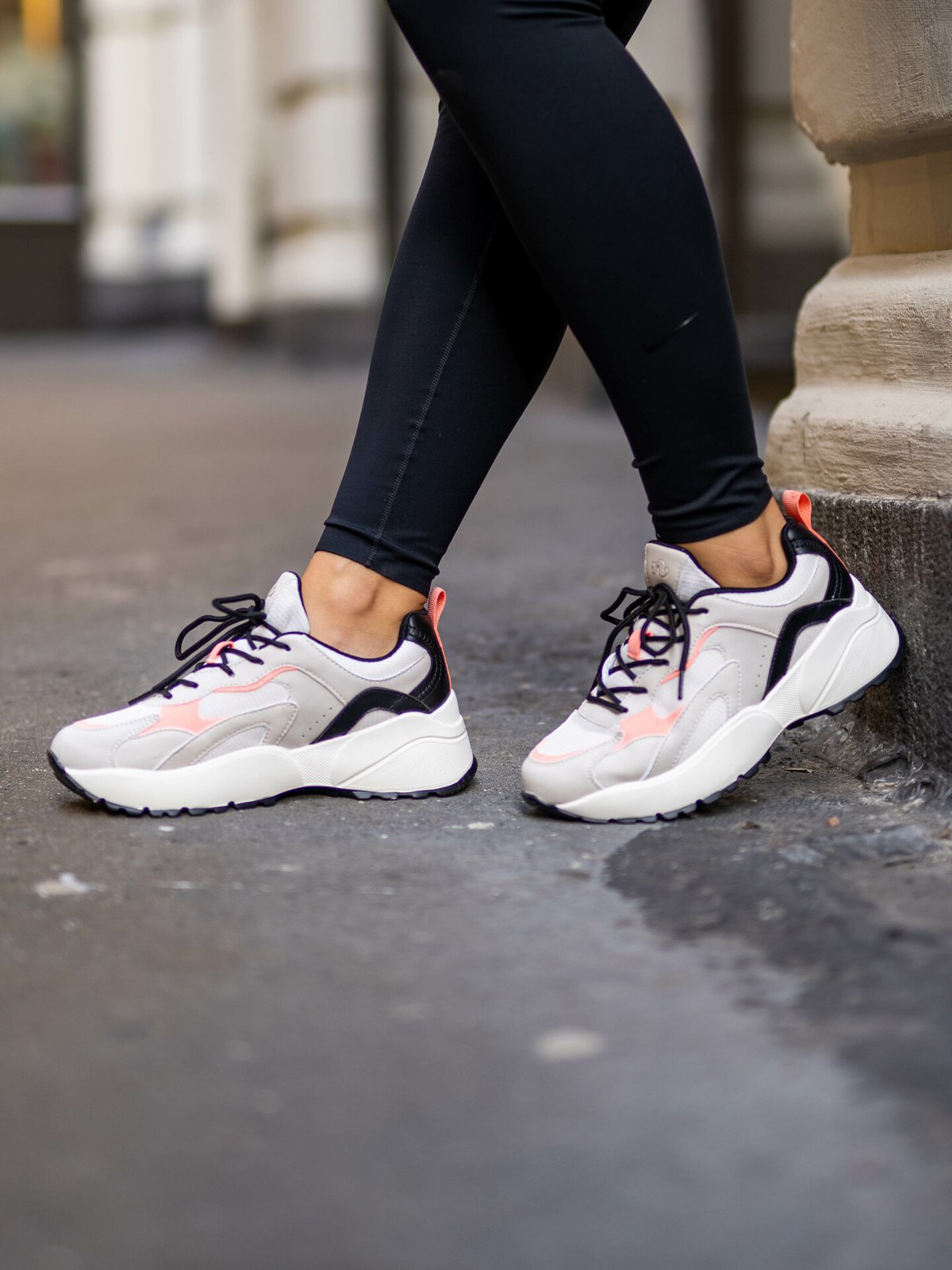 Noodles Corvette Beige Coral