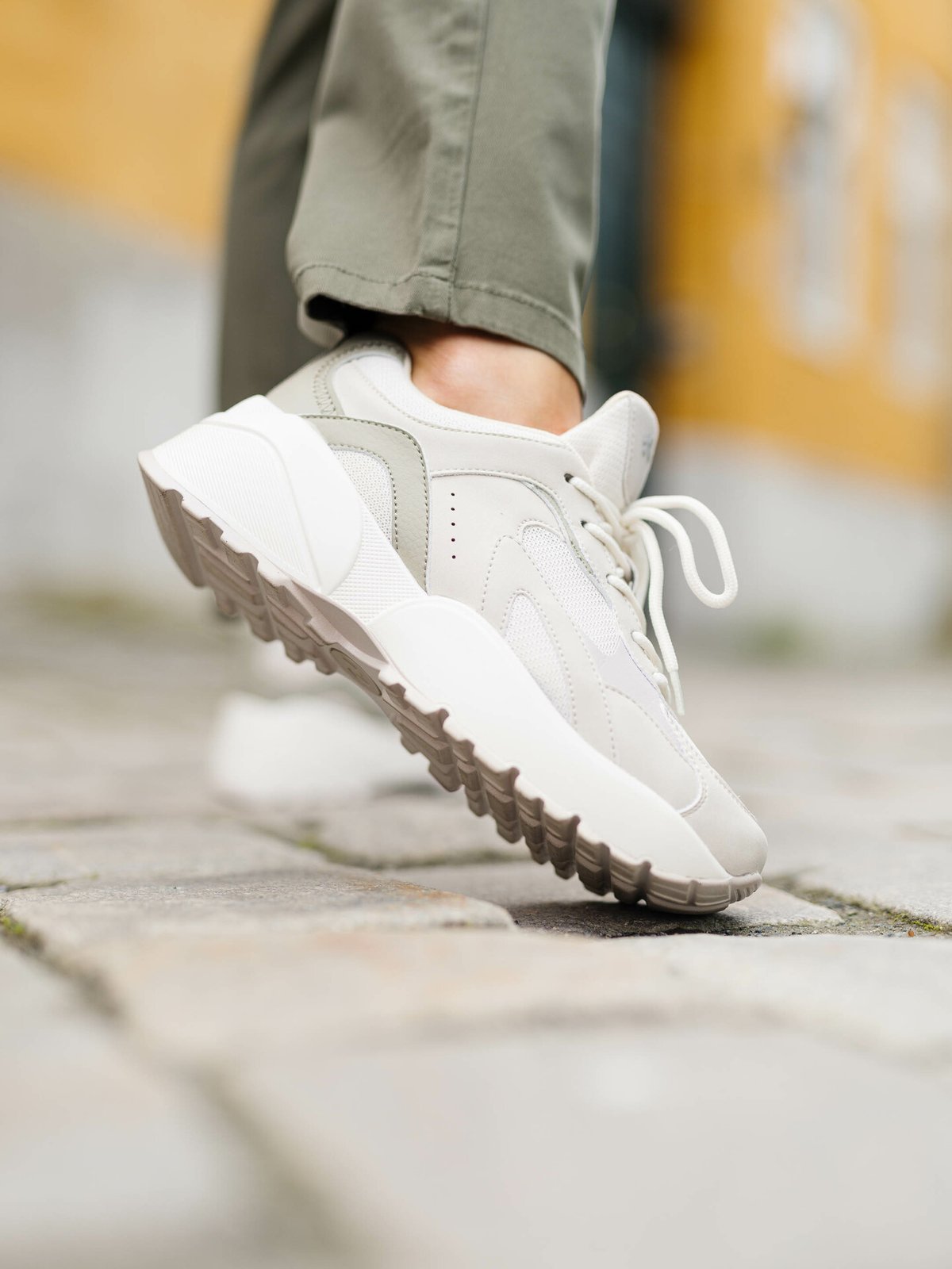 Noodles Corvette Beige Greeen