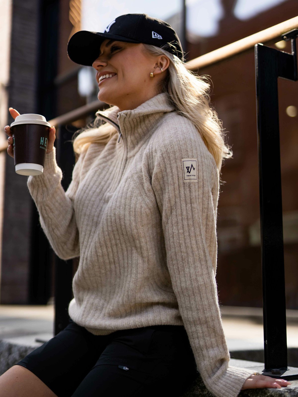 New Era 39THIRTY League Essential Black/White