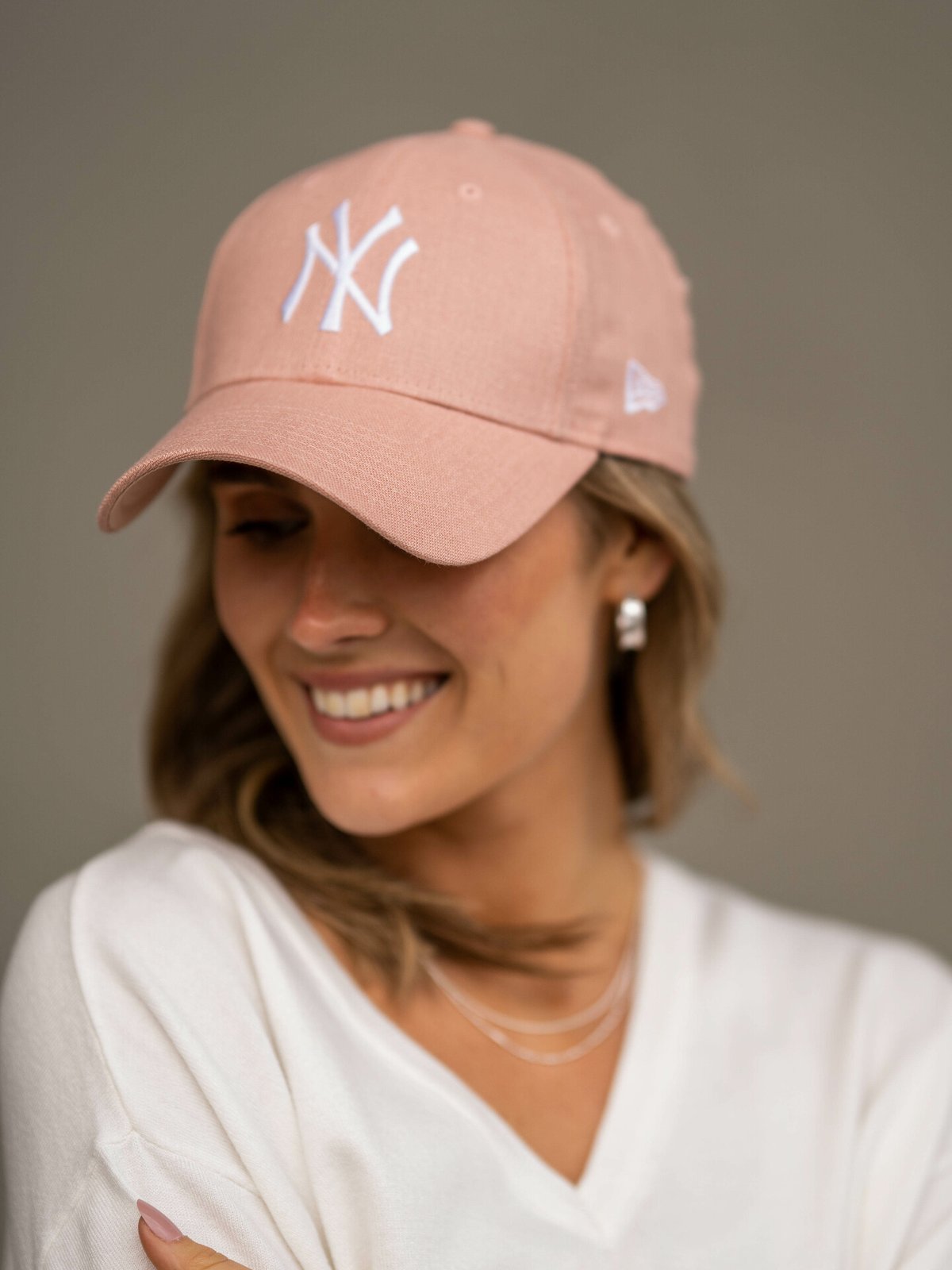 New Era 9FORTY Womens League Essential Rosa / Denne fargen er laget i en linmiks