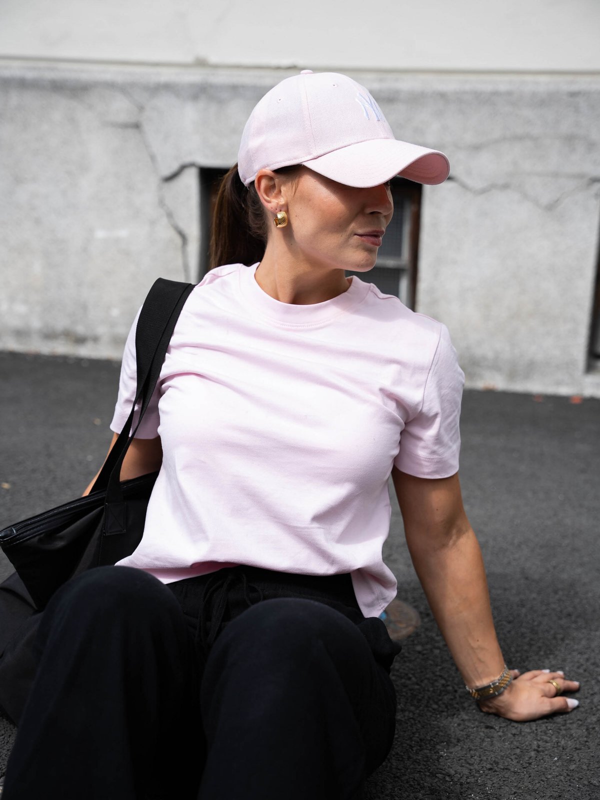 New Era 9FORTY Womens League Essential Pink / Denne fargen er laget i linmateriale