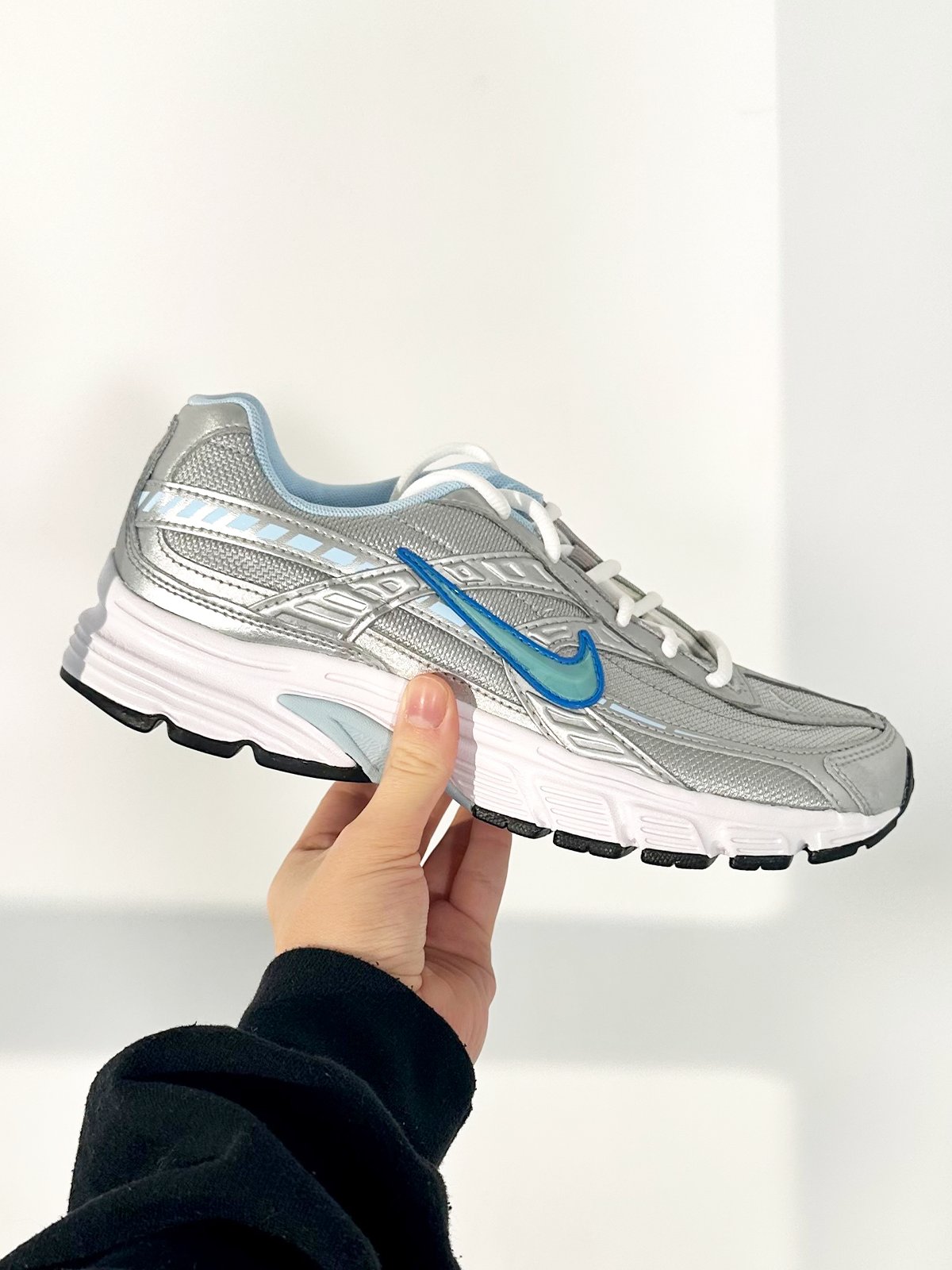 Nike Initiator Metallic Silver / White / Cool Grey / Ice Blue