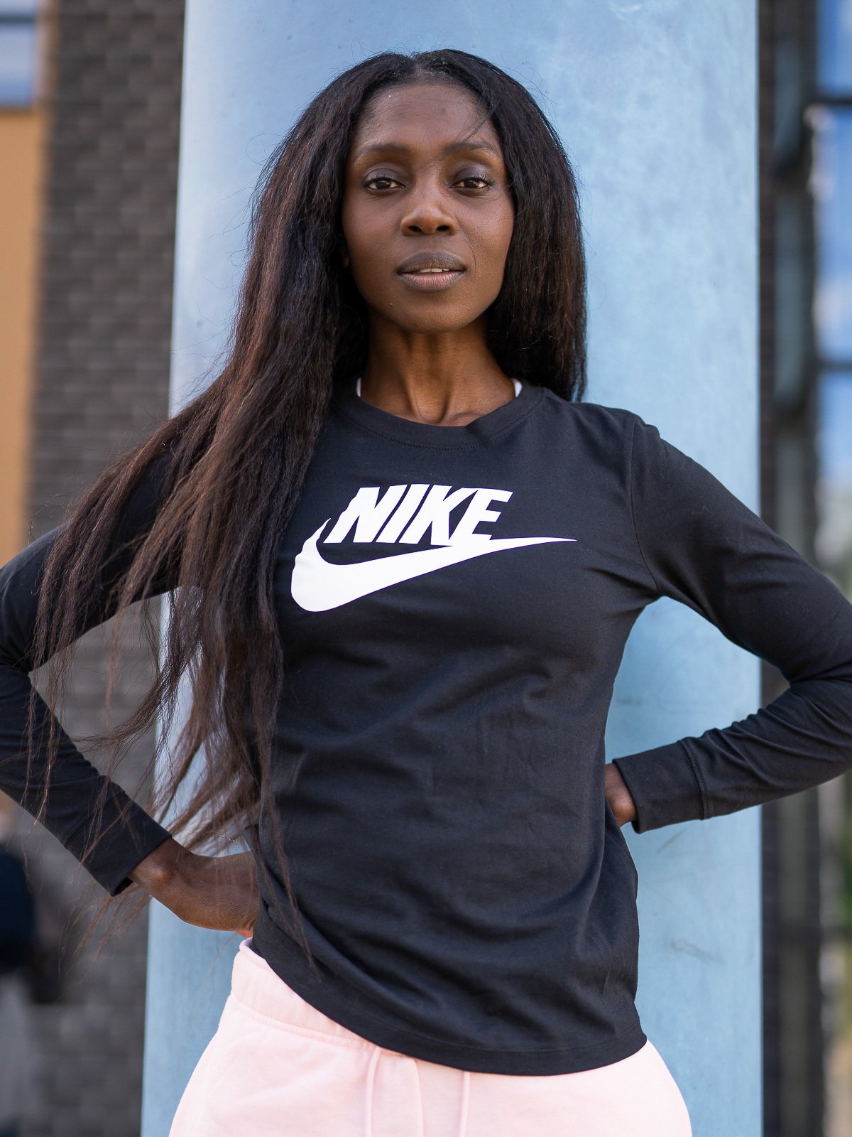 Nike Essential Long Sleeve Tee Black
