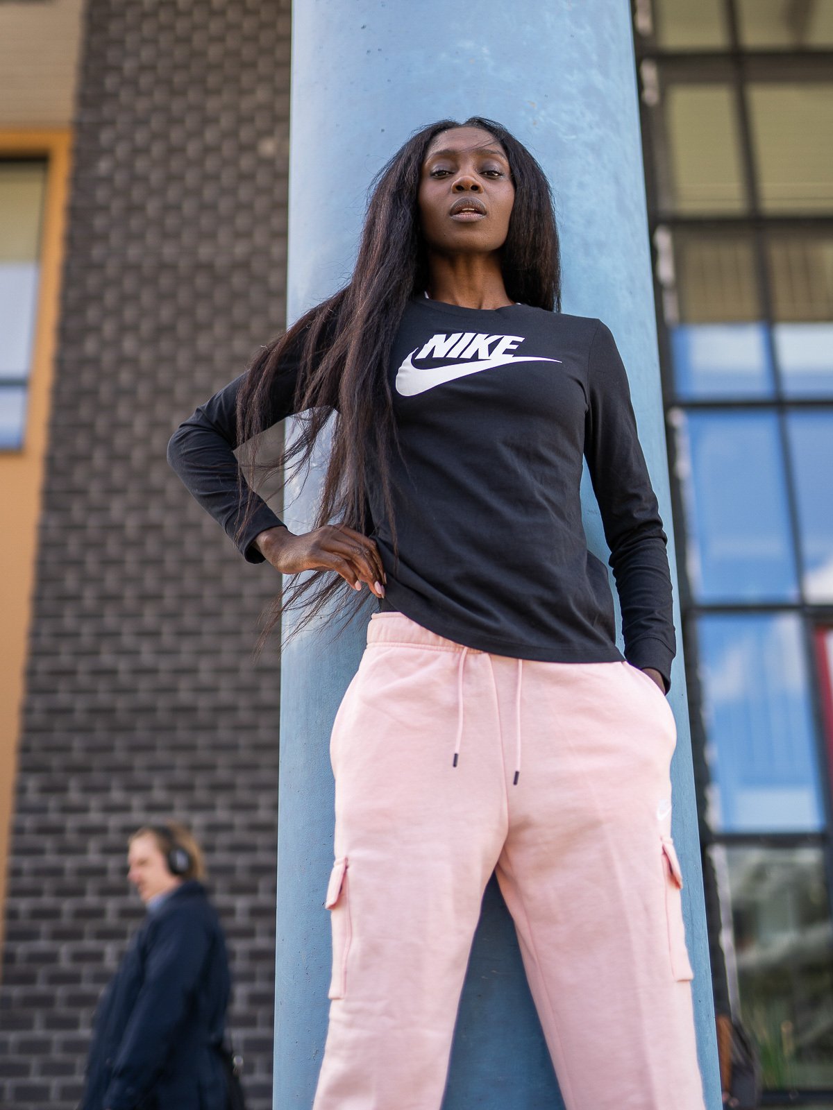 Nike Essential Long Sleeve Tee Black