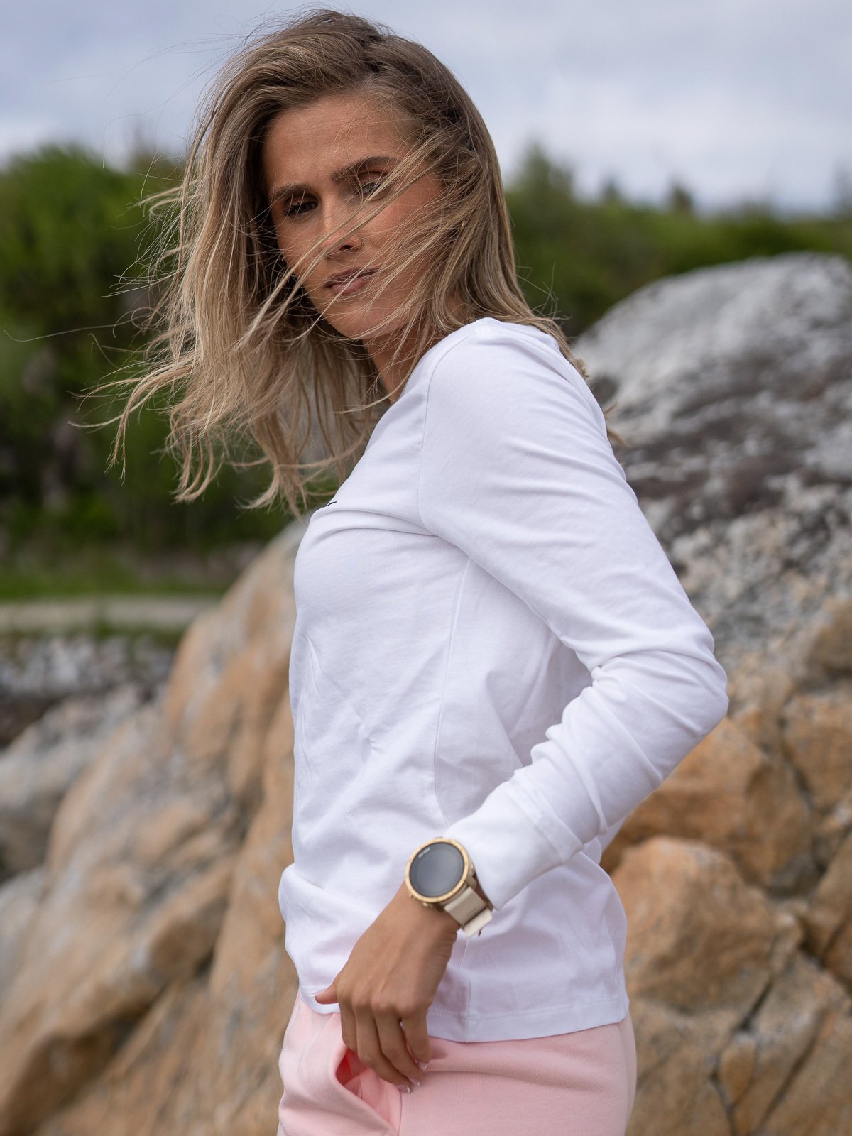 Nike Essential Long Sleeve Tee White