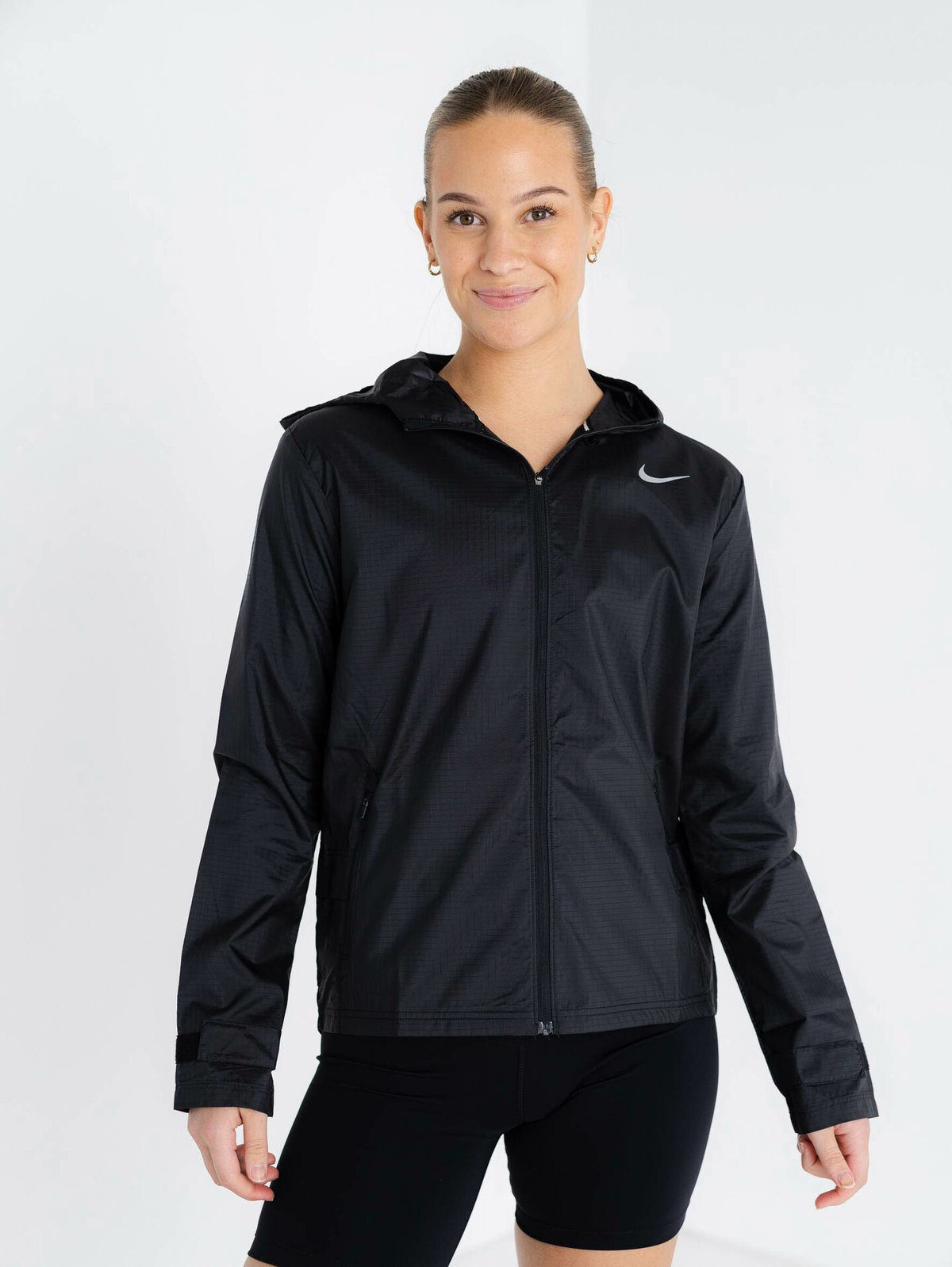 Nike Essential Jacket Black/ Reflective Silver