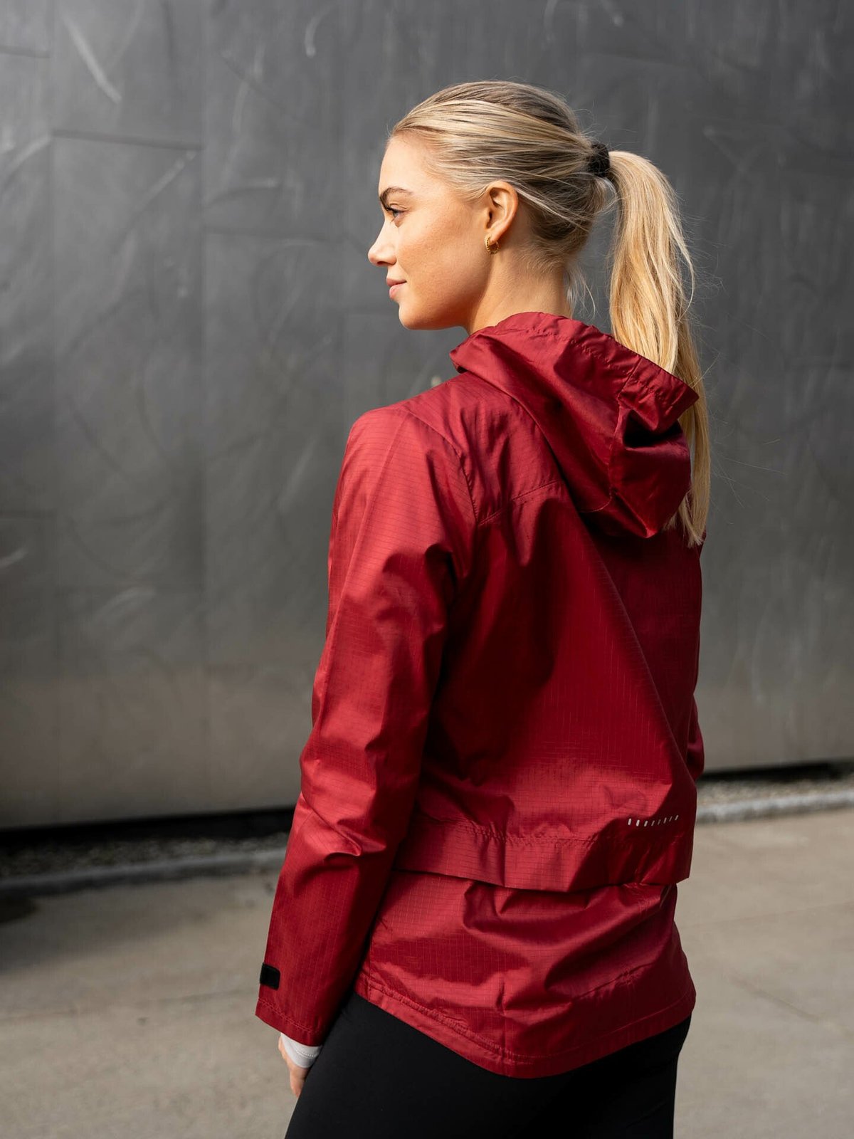 Nike Essential Jacket Pomegranate