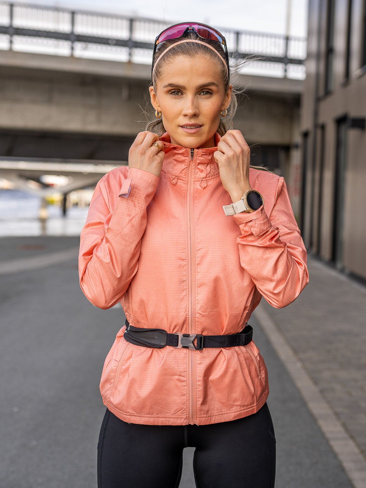 Nike Essential Jacket Light Madder Root