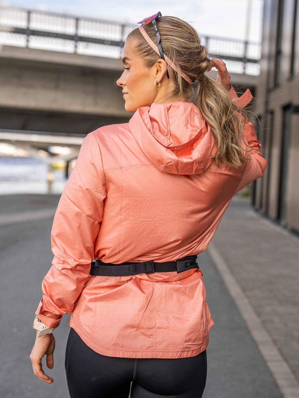 Nike Essential Jacket Light Madder Root