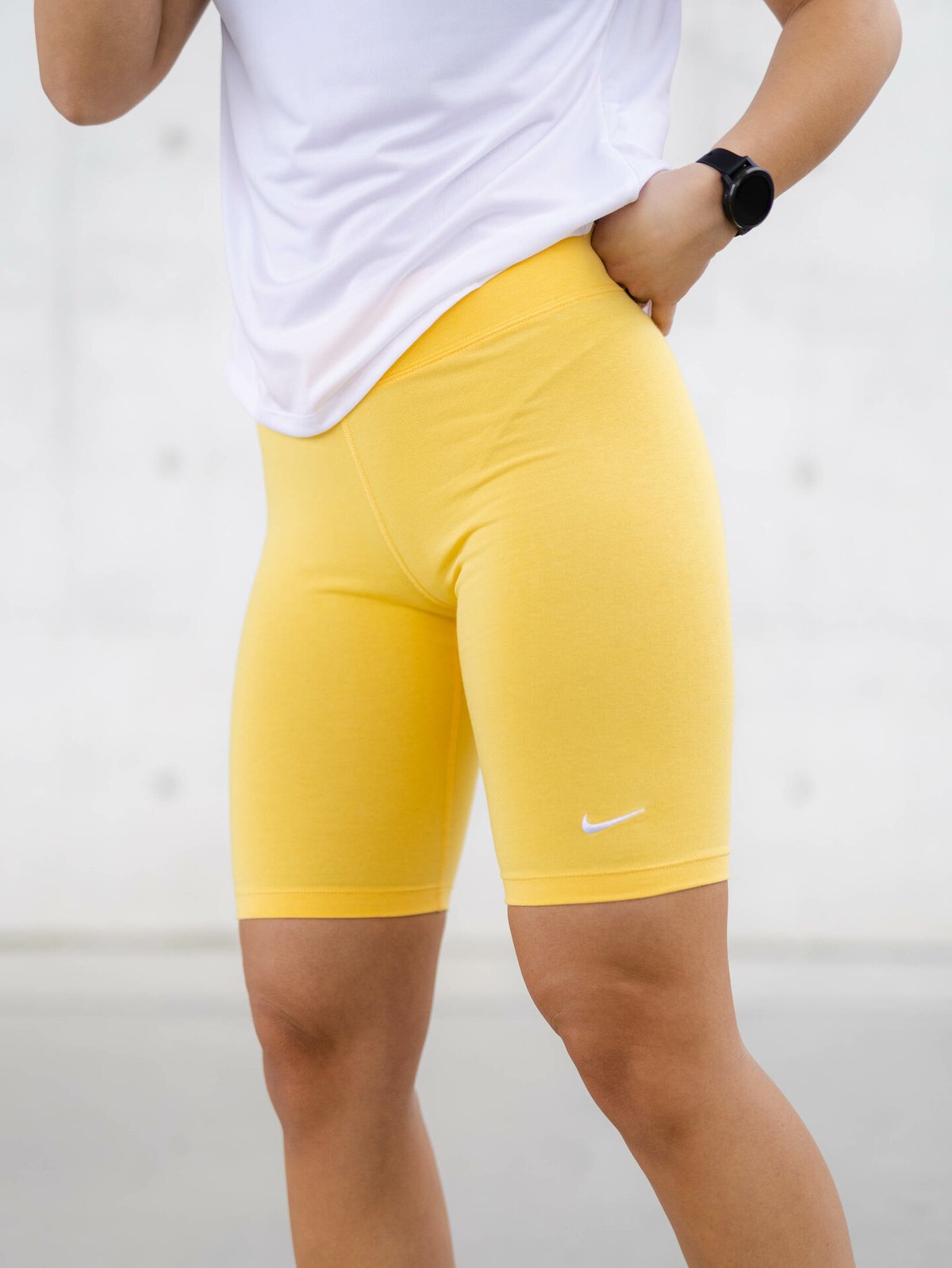 Nike Essential Bike Shorts Gul
