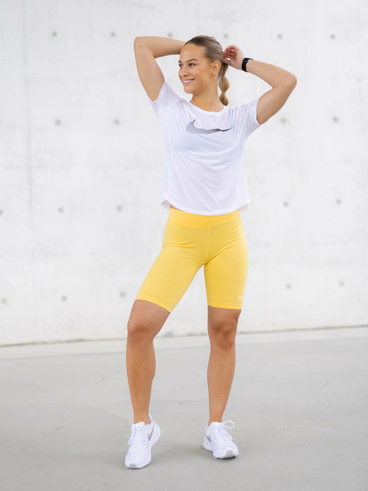 Nike Essential Bike Shorts Gul