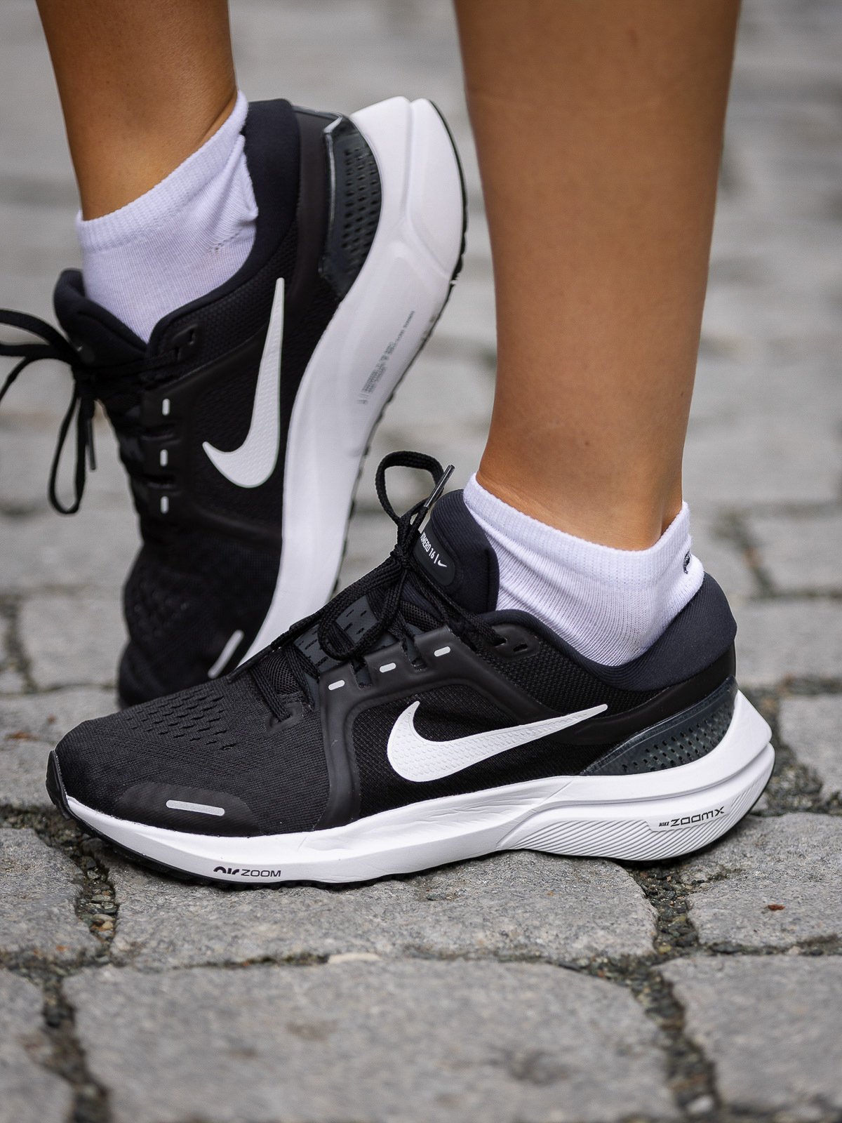 Nike Air Zoom Vomero 16 Svart/Anthracite/Hvit