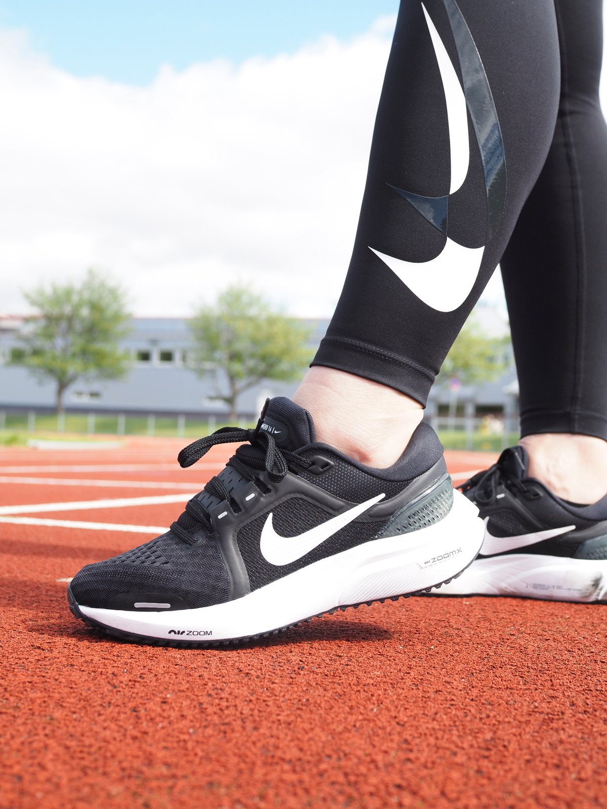 Nike Air Zoom Vomero 16 Svart/Anthracite/Hvit