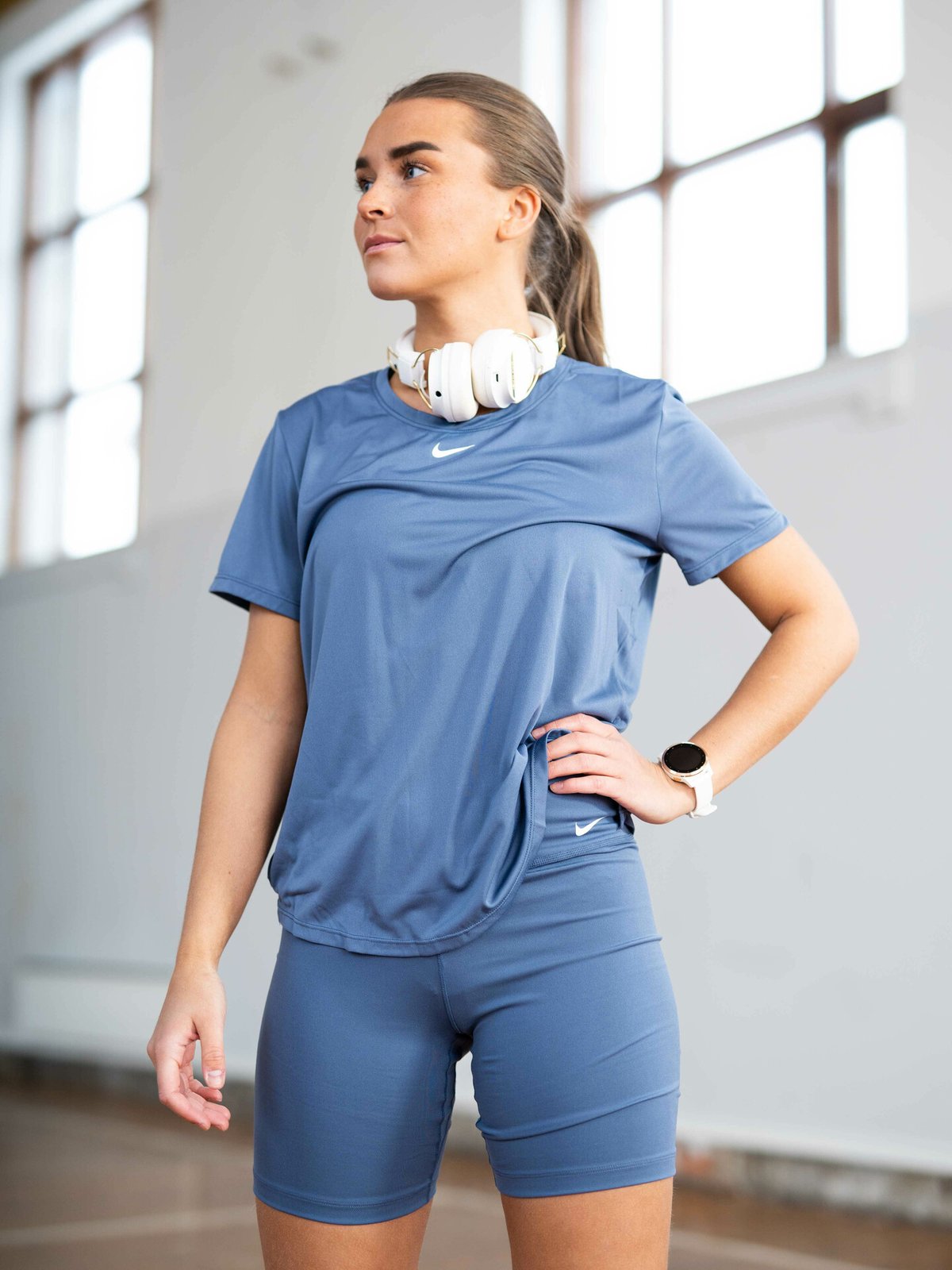 Nike One Mid Rise 7 Inch Short 2.0 Diffused Blue/White