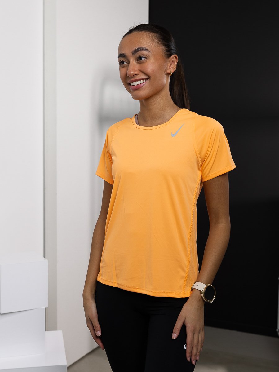 Nike Dri-Fit Race Short Sleeve Peach Cream/Reflective Silver