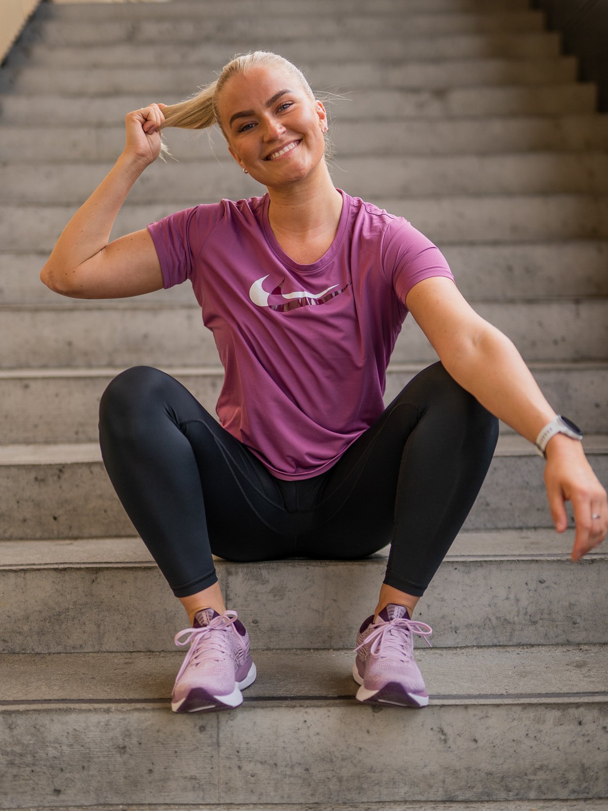 Nike Swoosh Run Short Sleeve Light Bordeaux/Sangria/Hvit