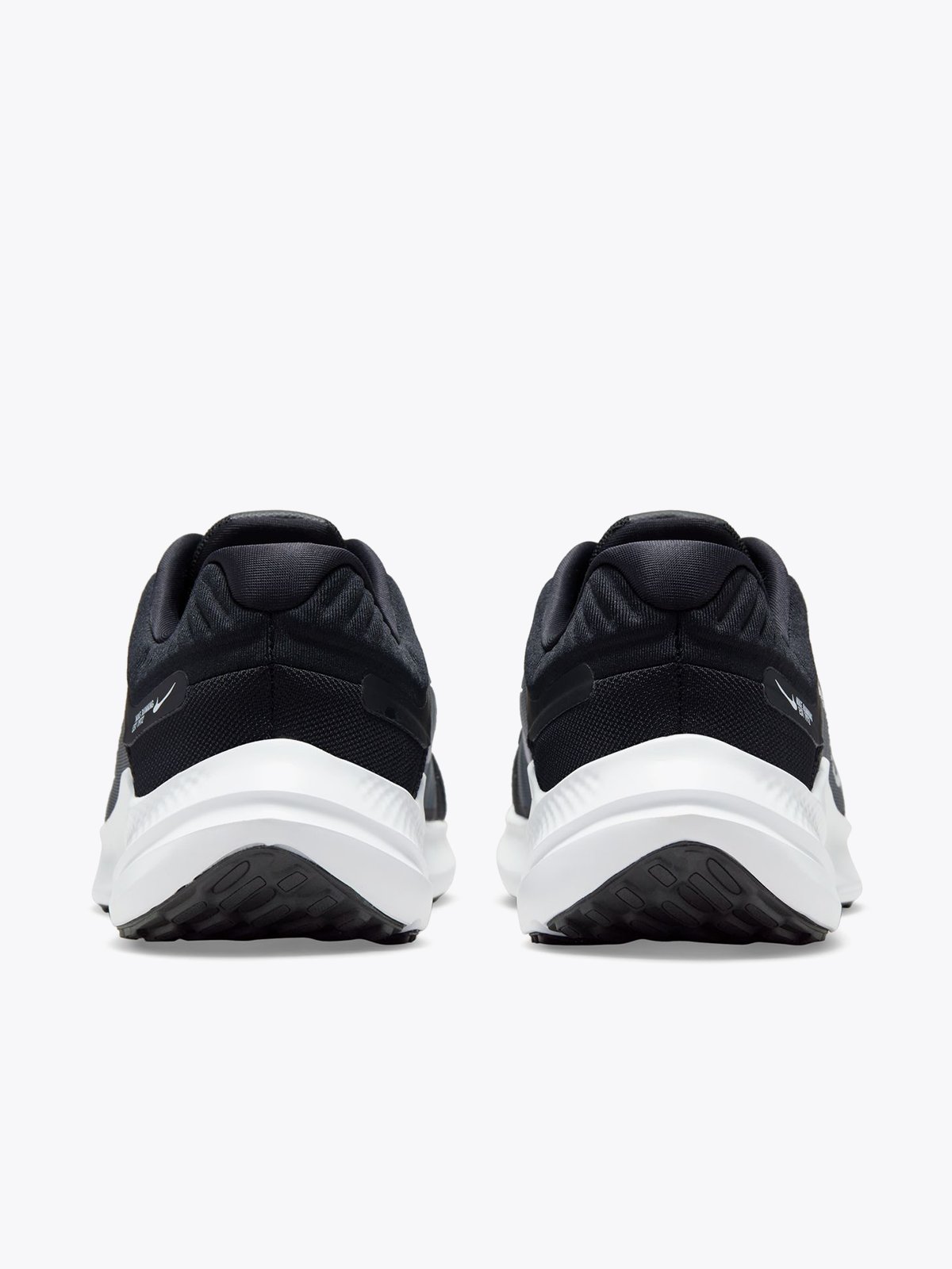 Nike Quest 5 Black / Grey