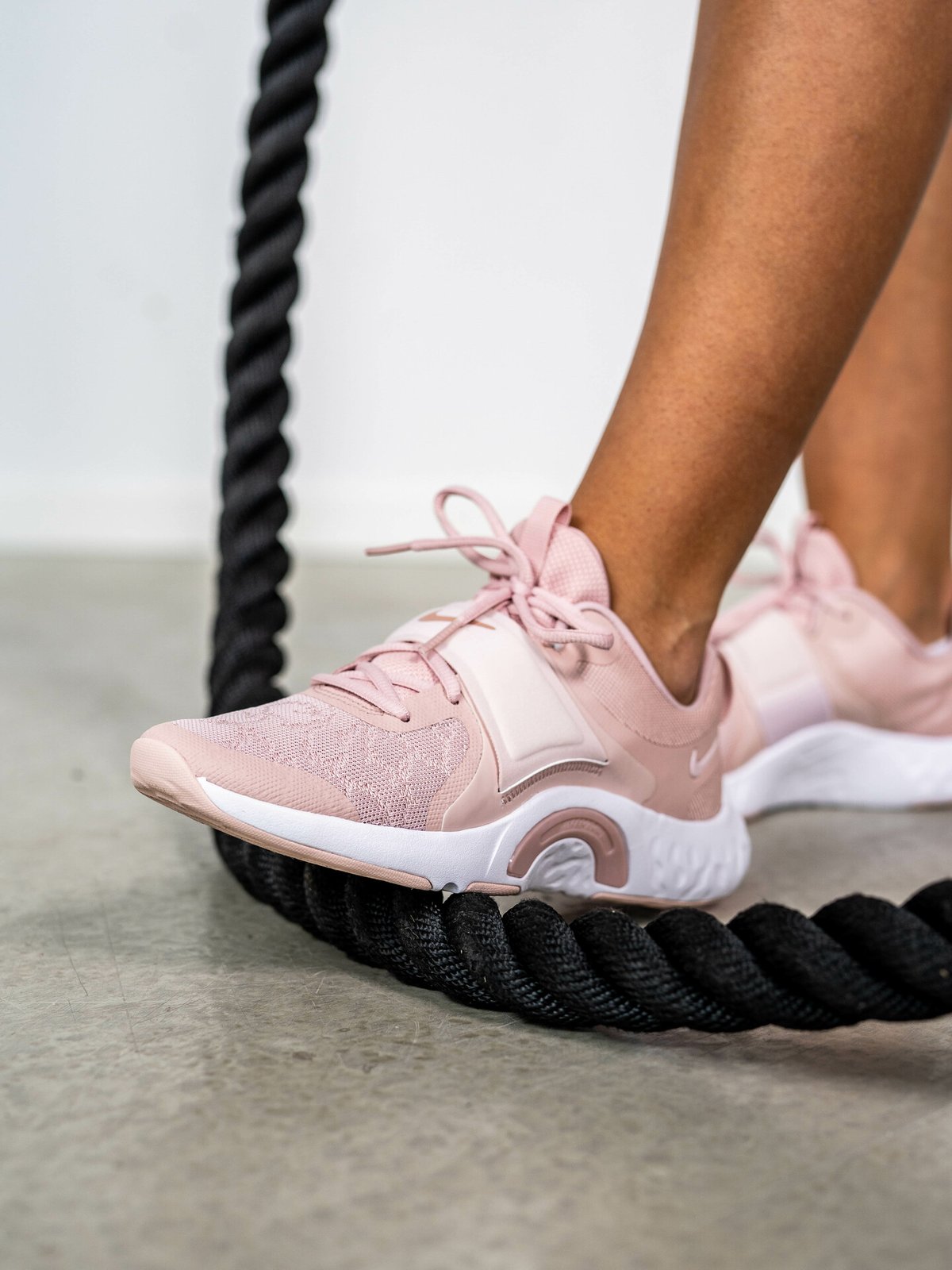 Nike Renew In-Season TR 12 Pink Oxford/Hvit/Rose Whisper/Barely Rose