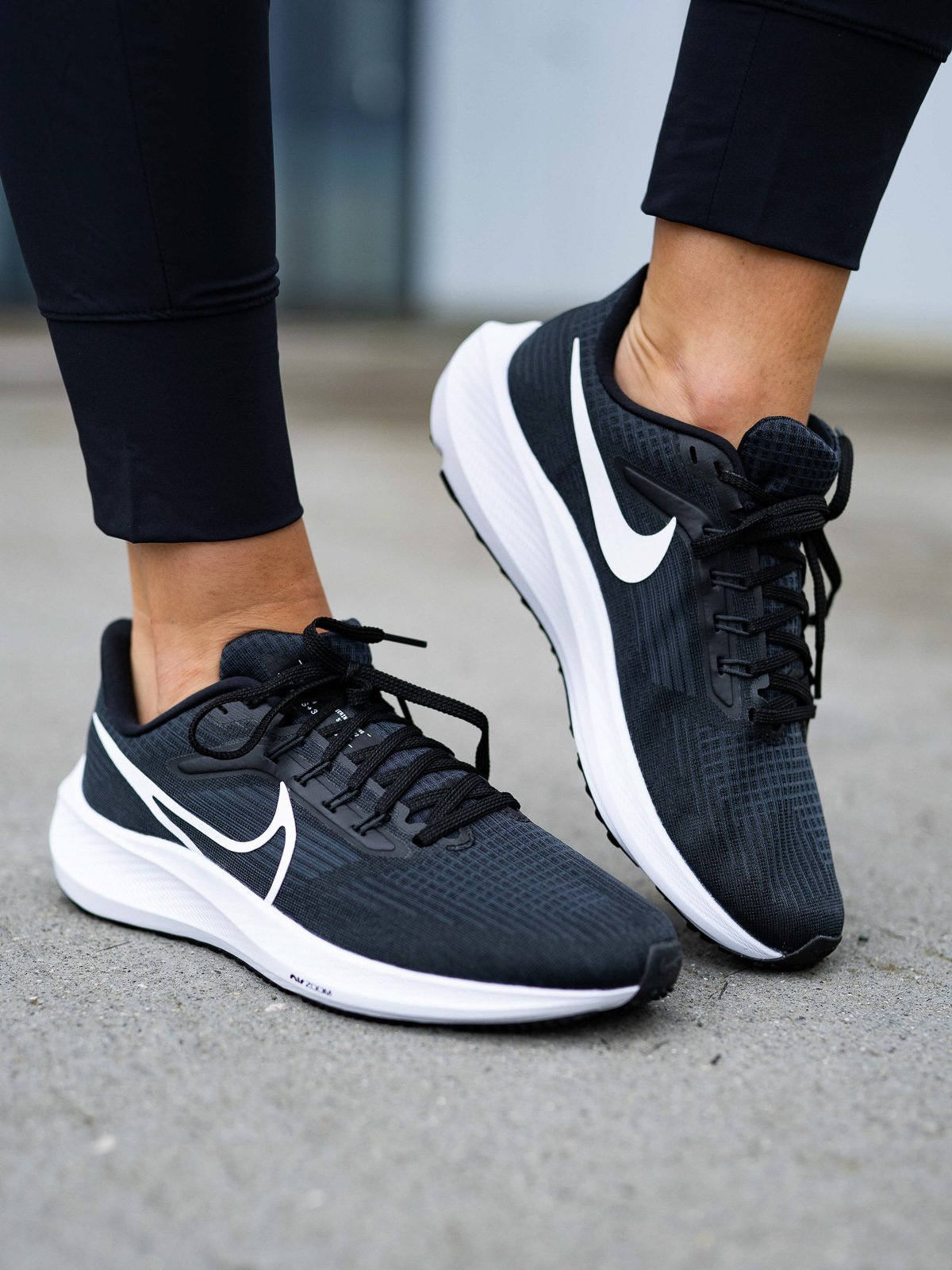 Nike Air Zoom Pegasus 39 Svart/Dark Smoke Grey/Hvit
