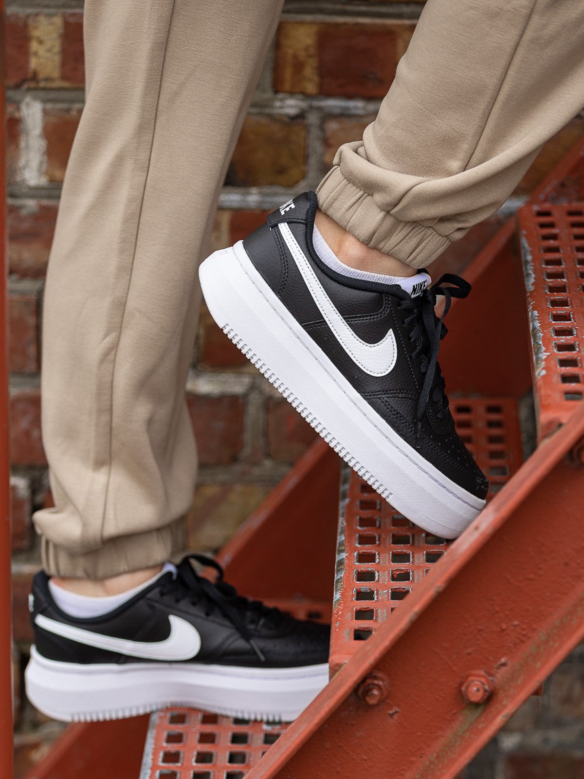 Nike Court Vision Alta Leather Black / White