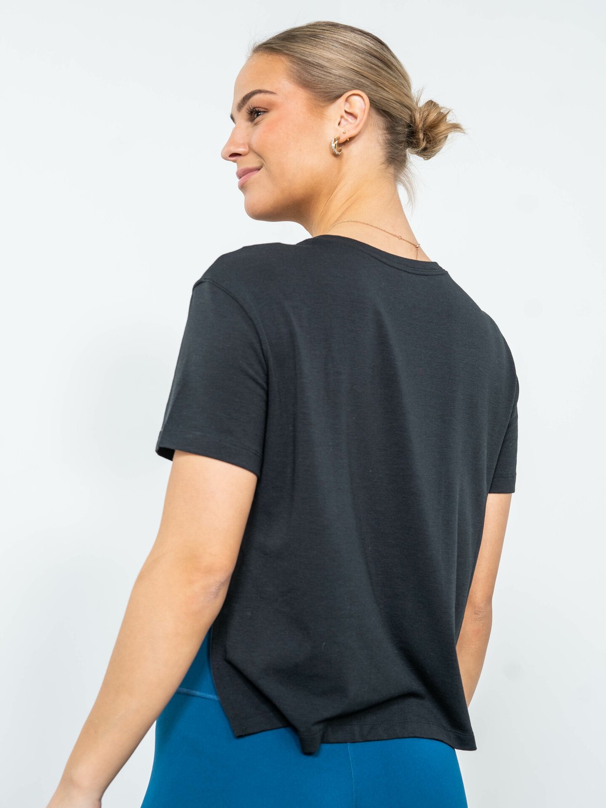 Nike Yoga Dri-Fit Short Sleeve Top Svart/Iron Grey