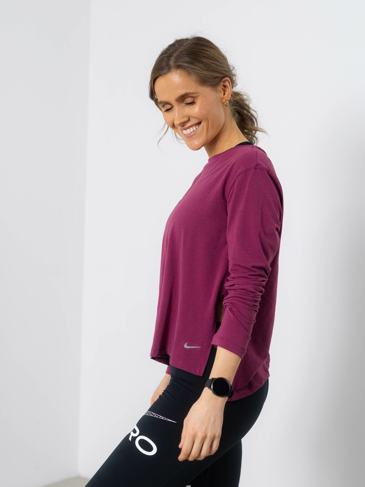 Nike Yoga Dri-Fit Long Sleeve Top Lilla