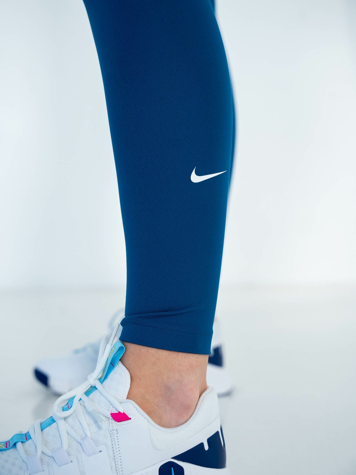 Nike One Dri-Fit High-Rise Tight Blue
