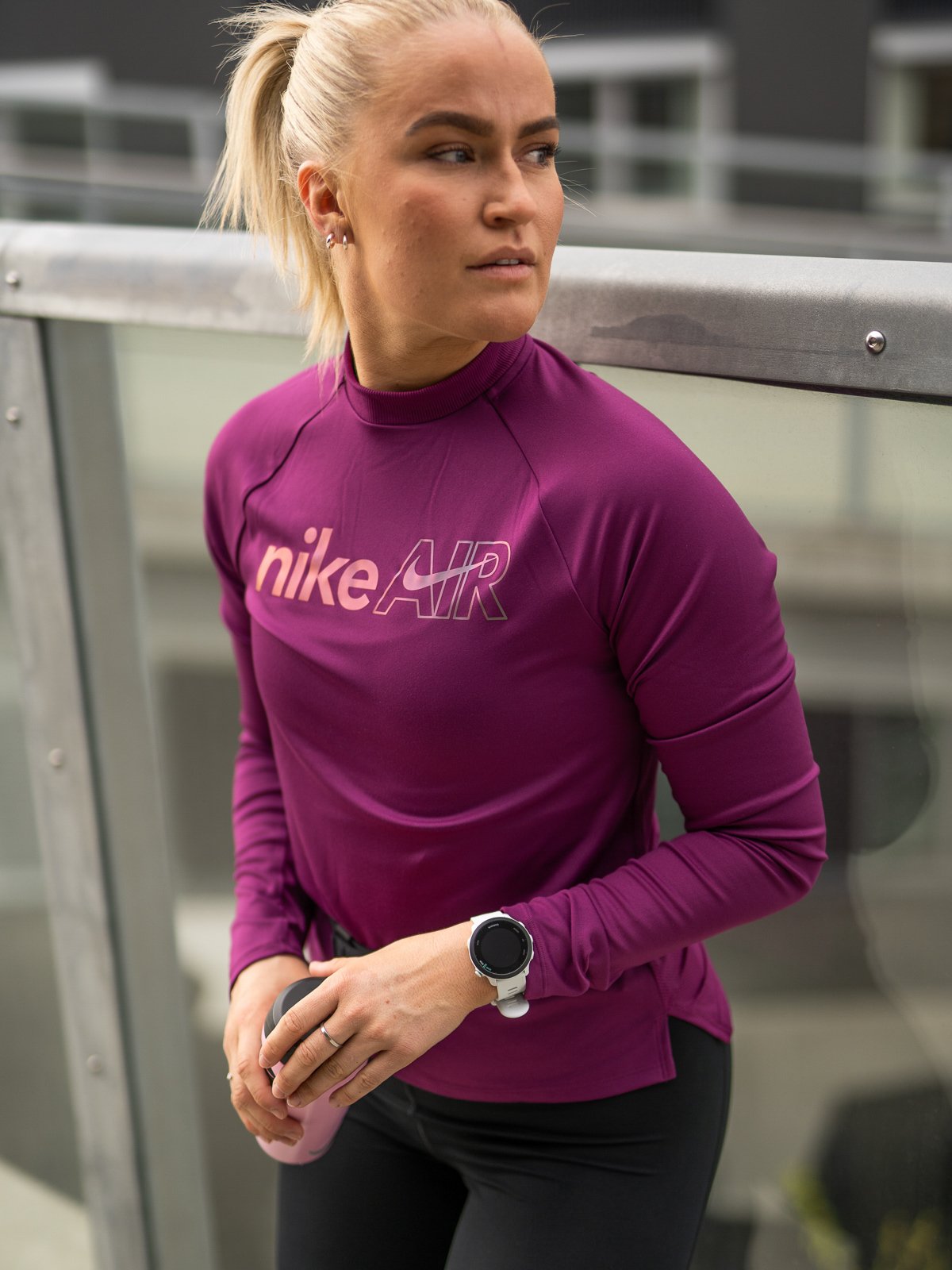 Nike Air Midlayer Sangria