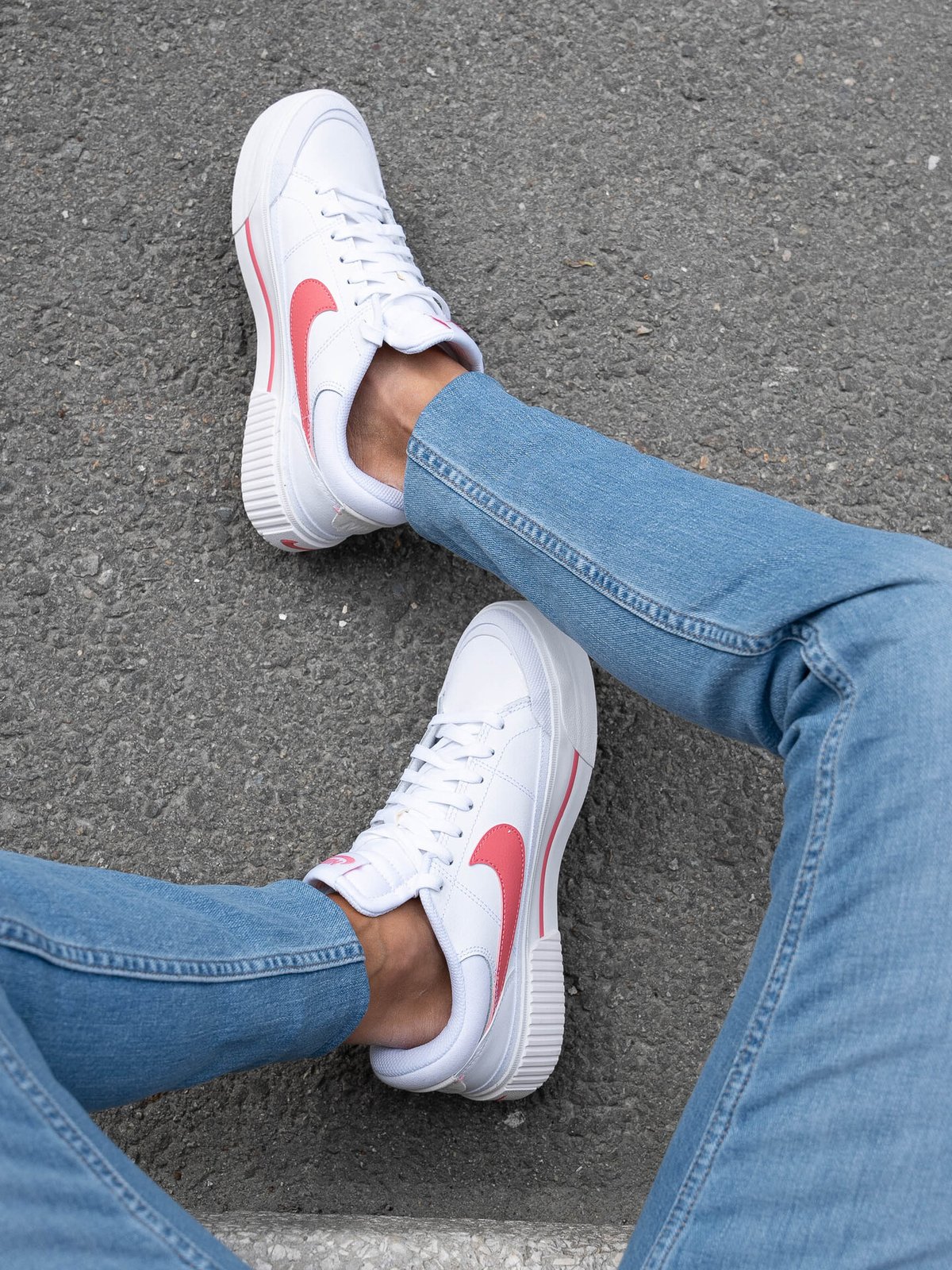 Nike Court Legacy Lift Summit White / Coral Chalk / Sea Coral
