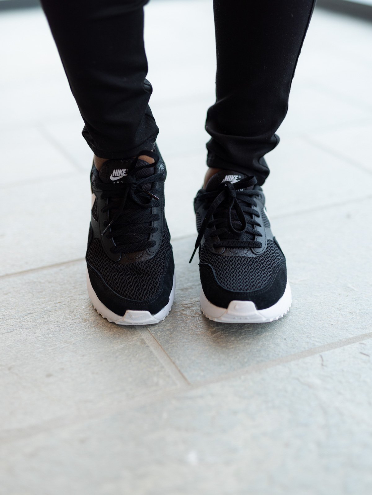 Nike Air Max System Black/White-Wolf Grey