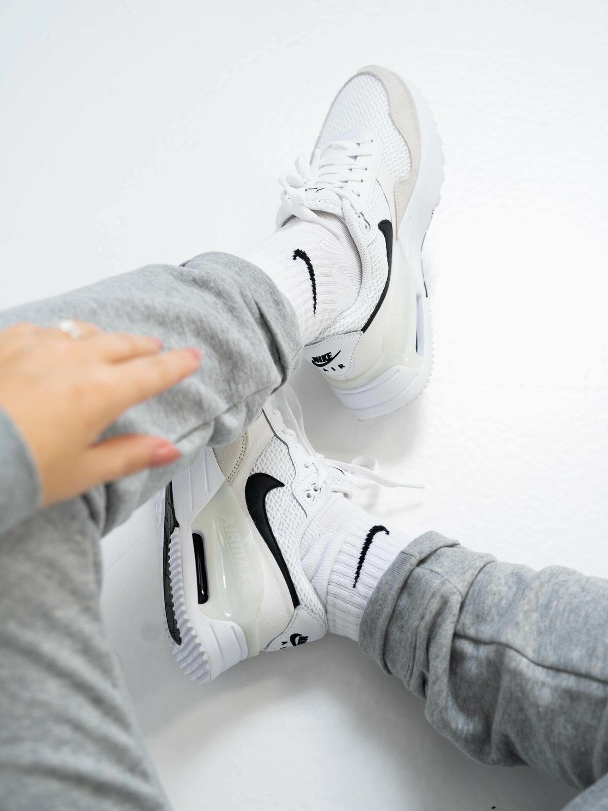 Nike Air Max System White/Black-Summit White-Photon Dust