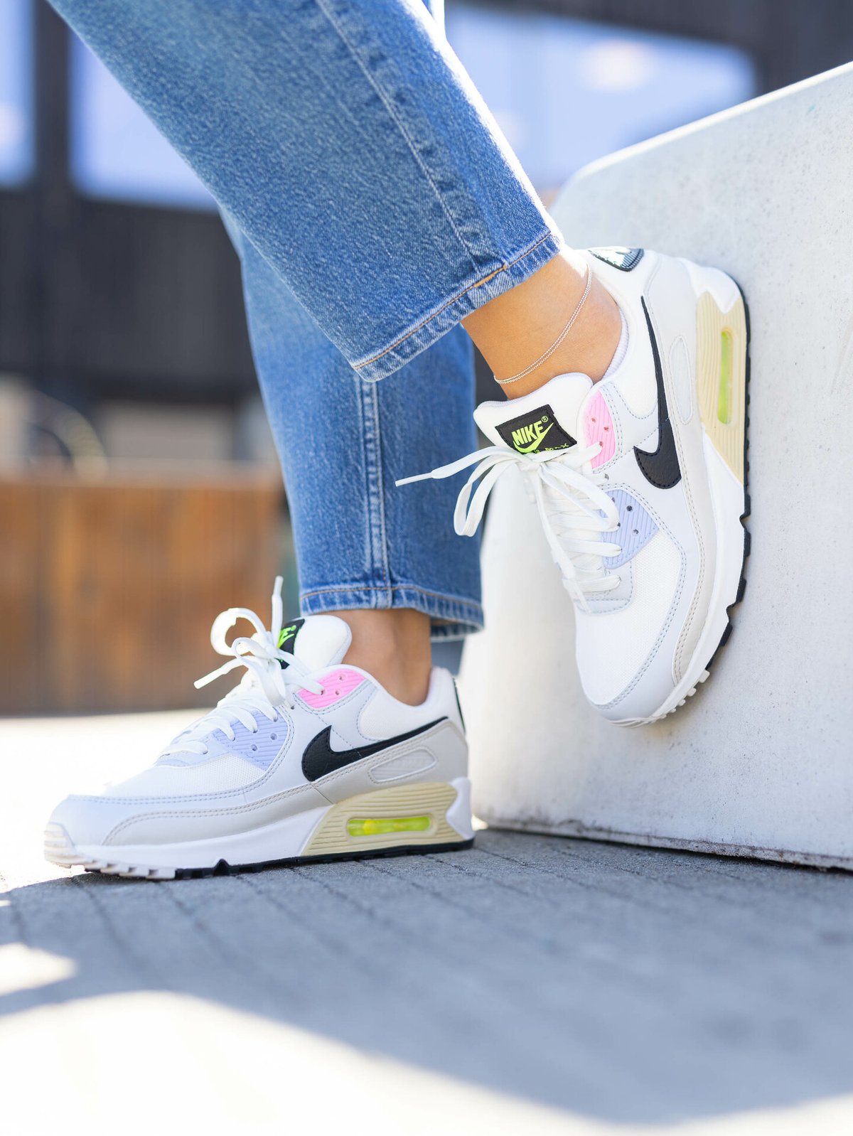 Nike Air Max 90 Summit White / Light Bone / Pure Platinum / Svart