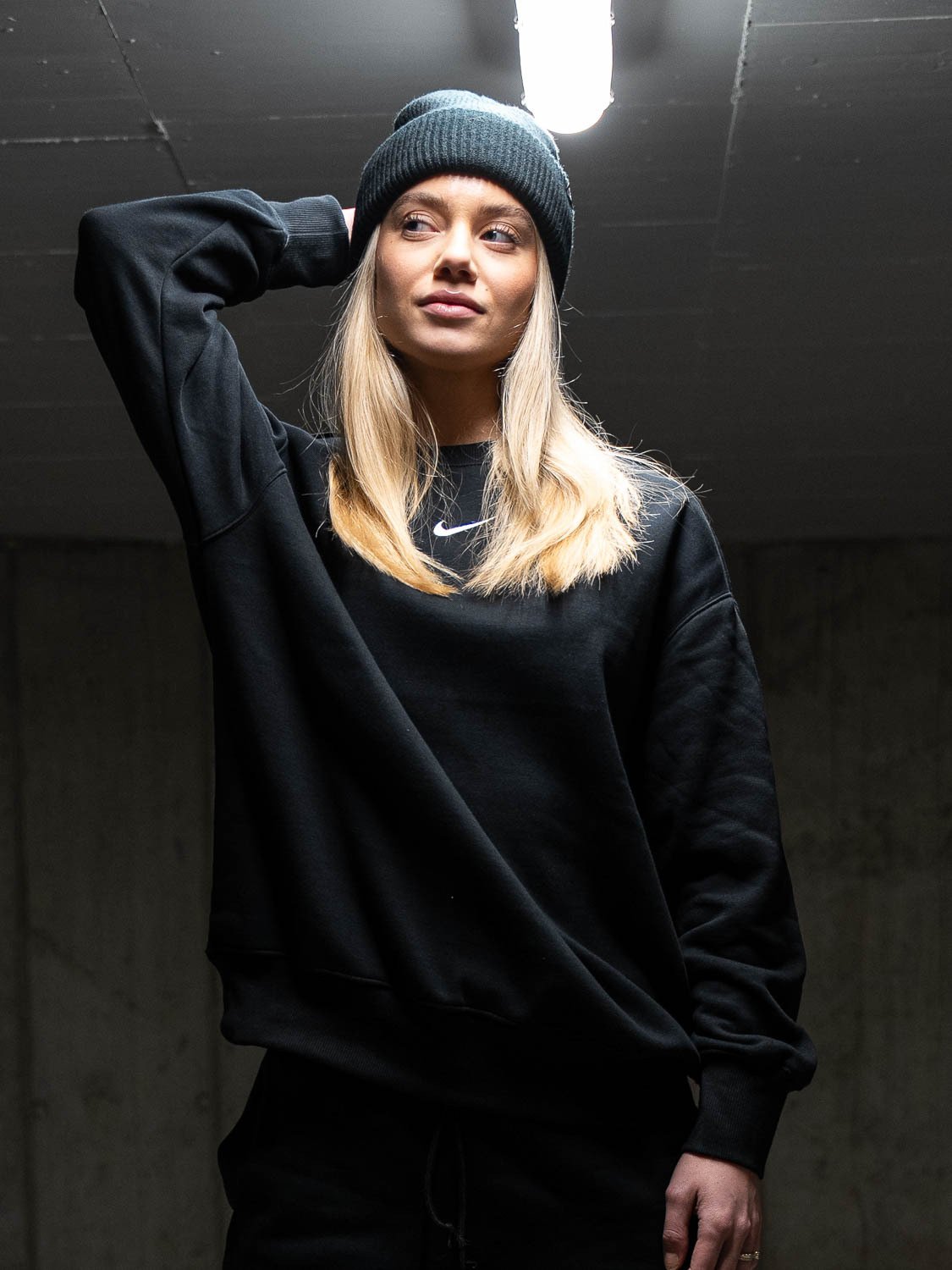 Nike Phoenix Oversized Crew Black