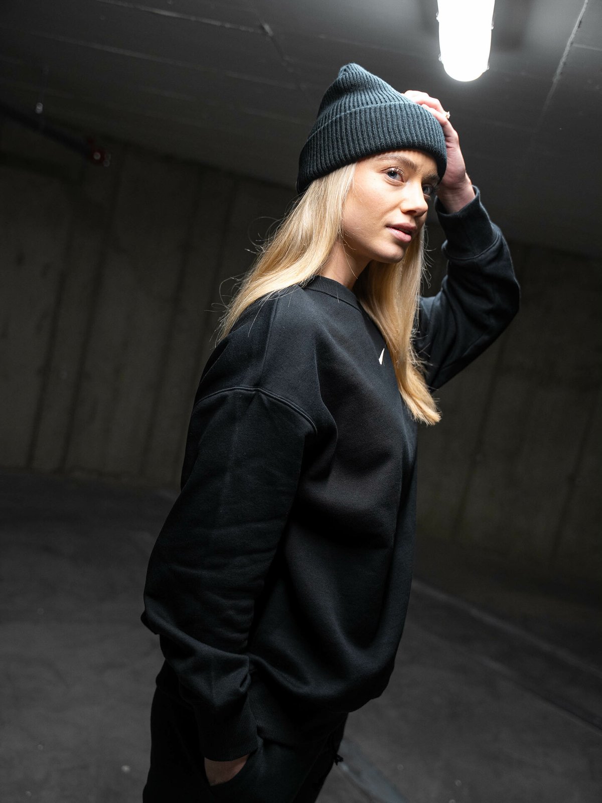 Nike Phoenix Oversized Crew Black