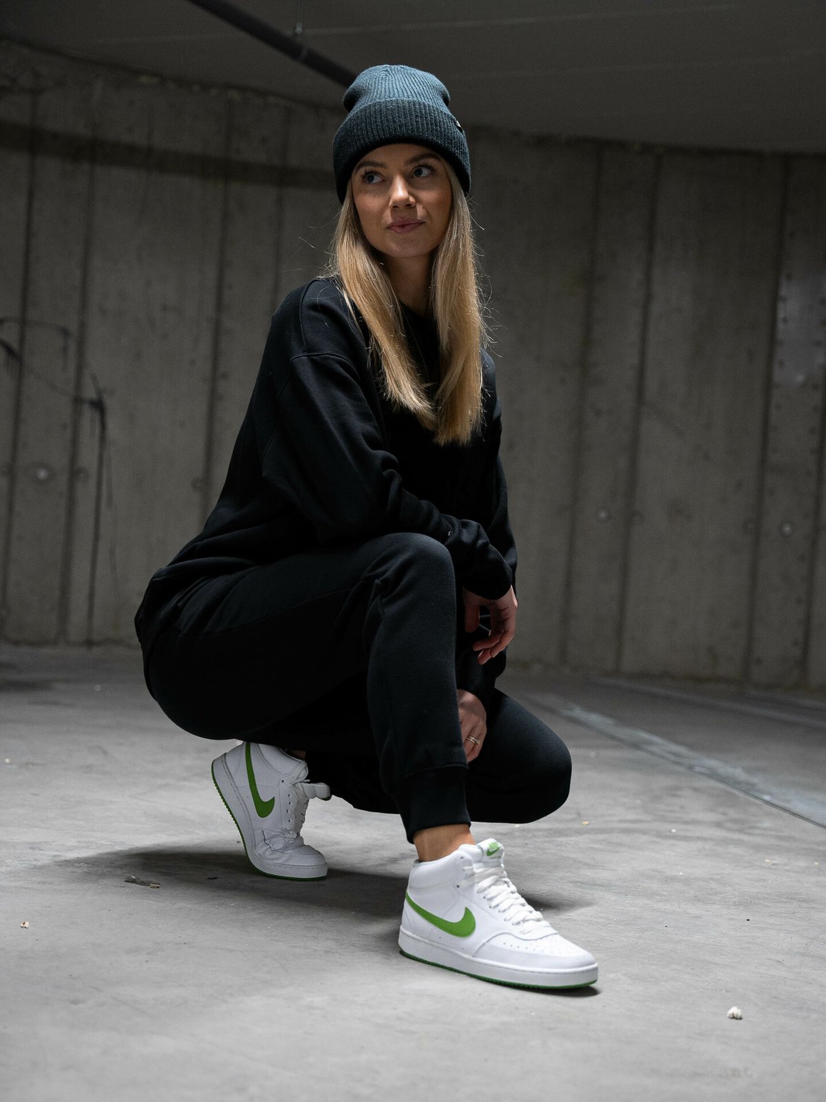 Nike Phoenix Oversized Crew Black