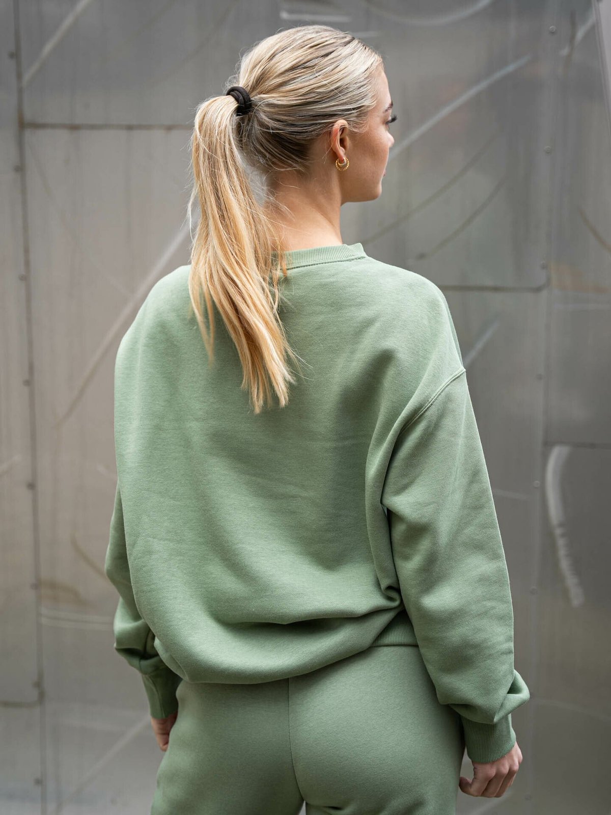 Nike Phoenix Oversized Crew Oil Green/Black