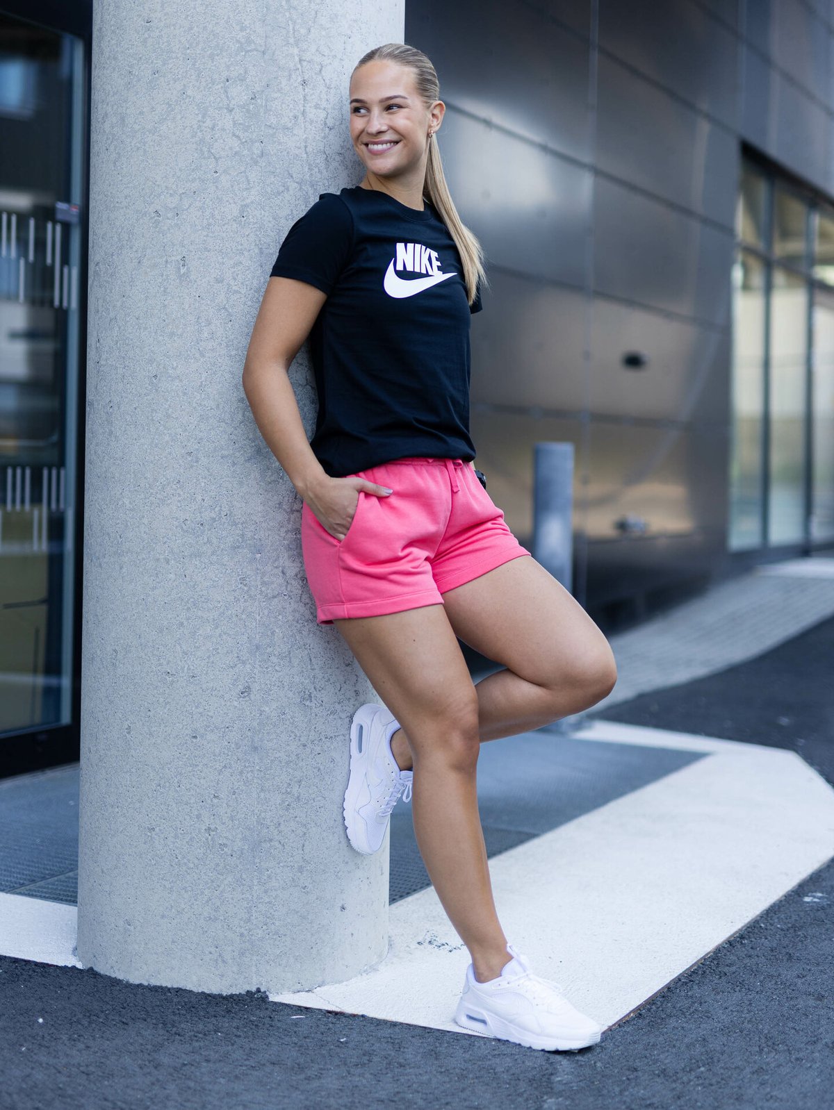 Nike Club Fleece Shorts Sea Coral / White