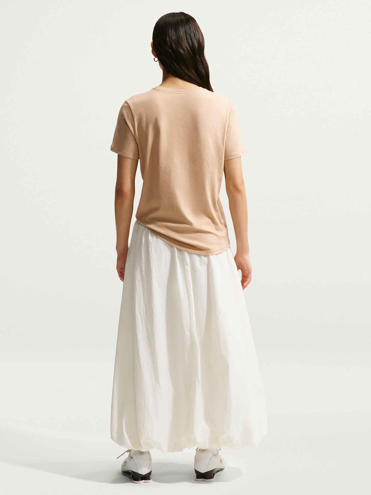 Nike Sportswear Club Tee Linen / WHite