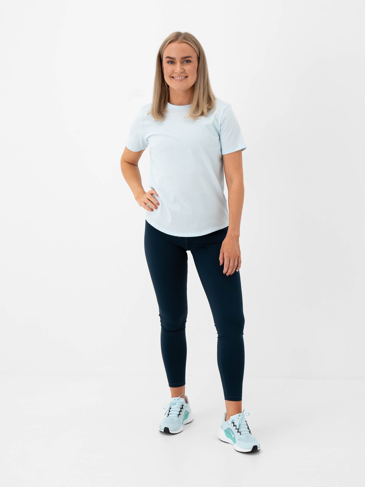 Nike Sportswear Club Tee Glacier Blue/White