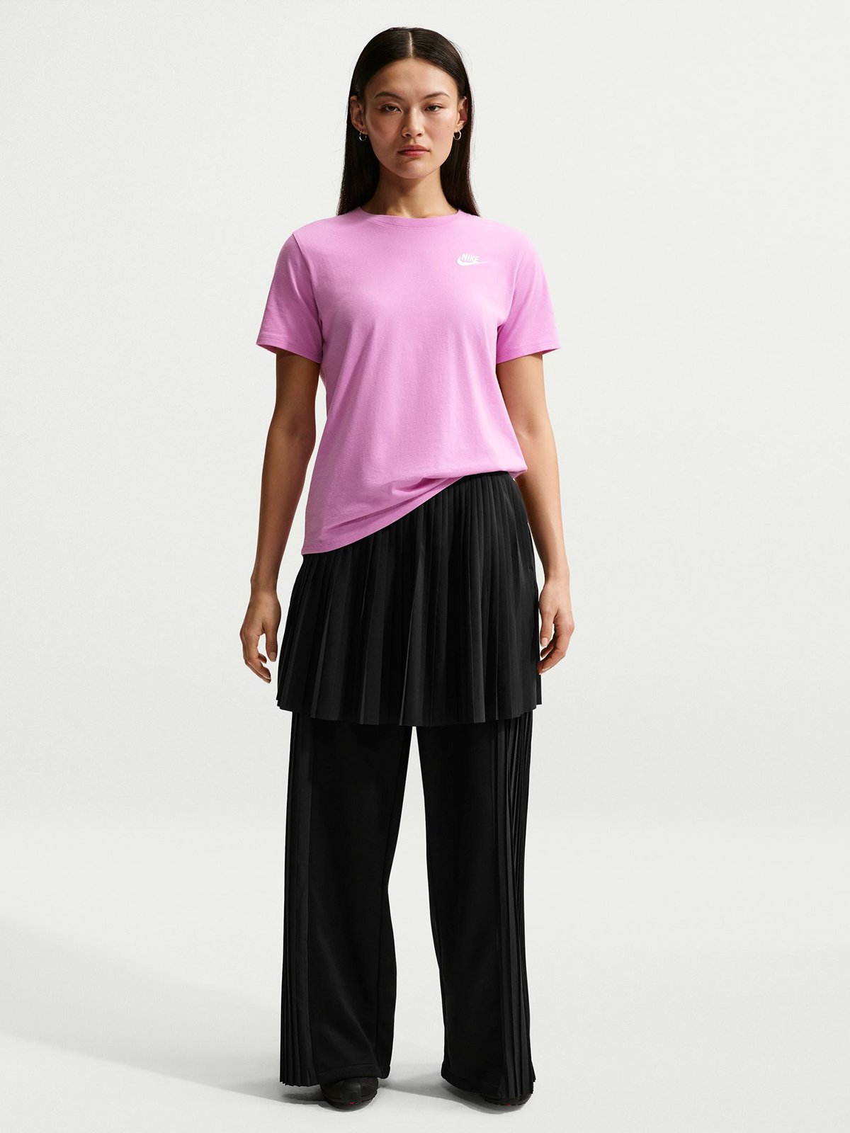 Nike Sportswear Club Tee Rosa