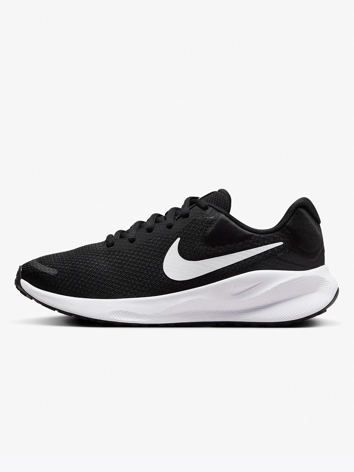 Nike Revolution 7 Black / White