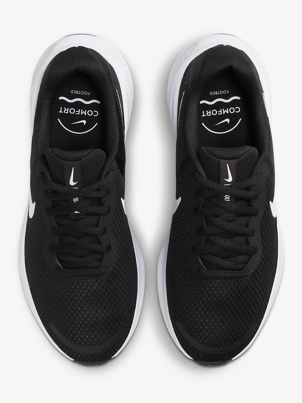 Nike Revolution 7 Black / White